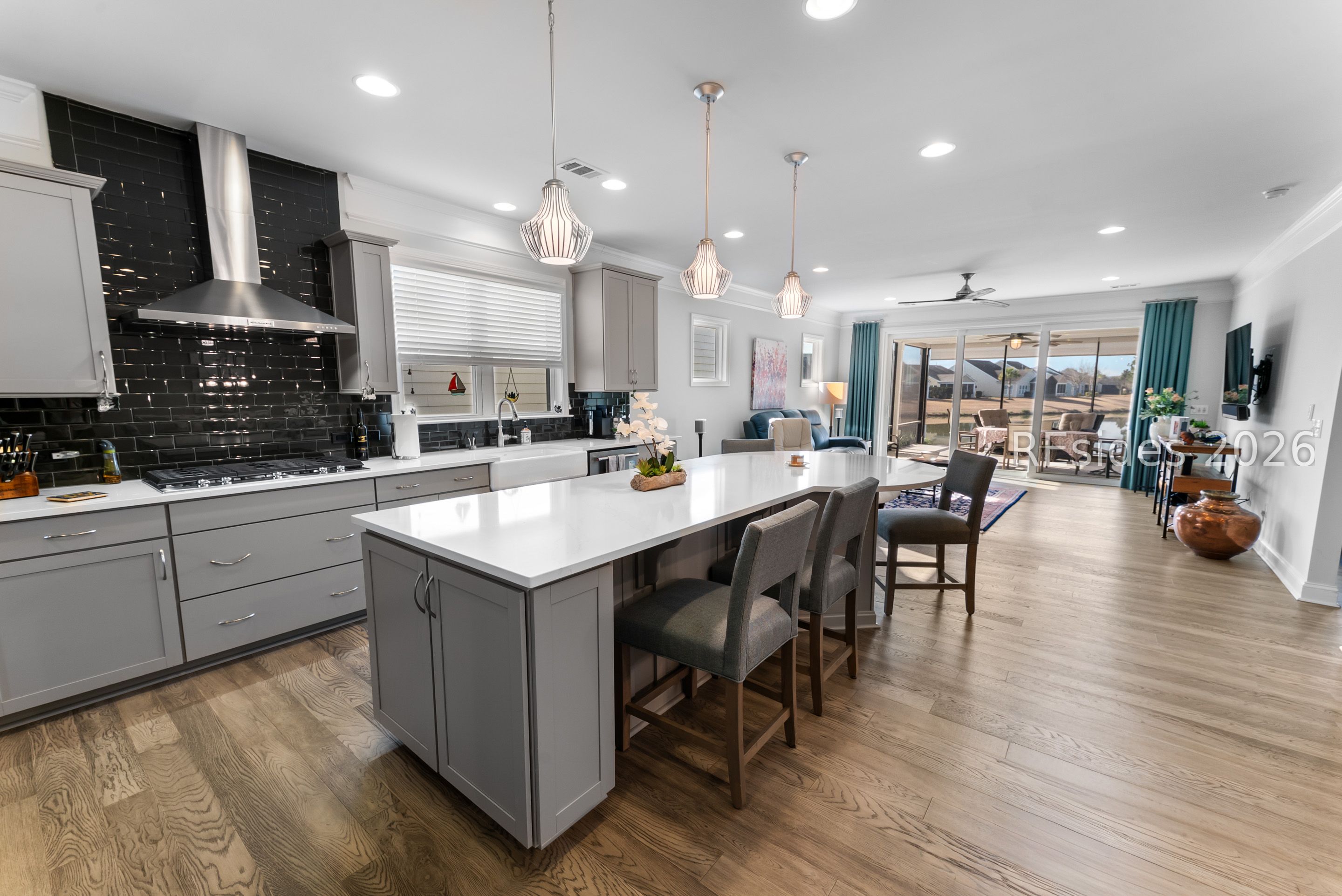 32 Valleybrooke Court