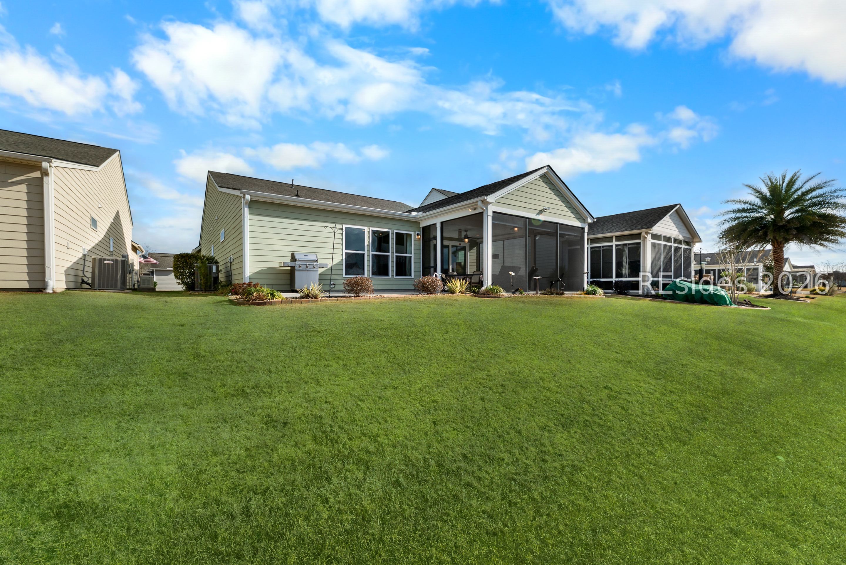 32 Valleybrooke Court