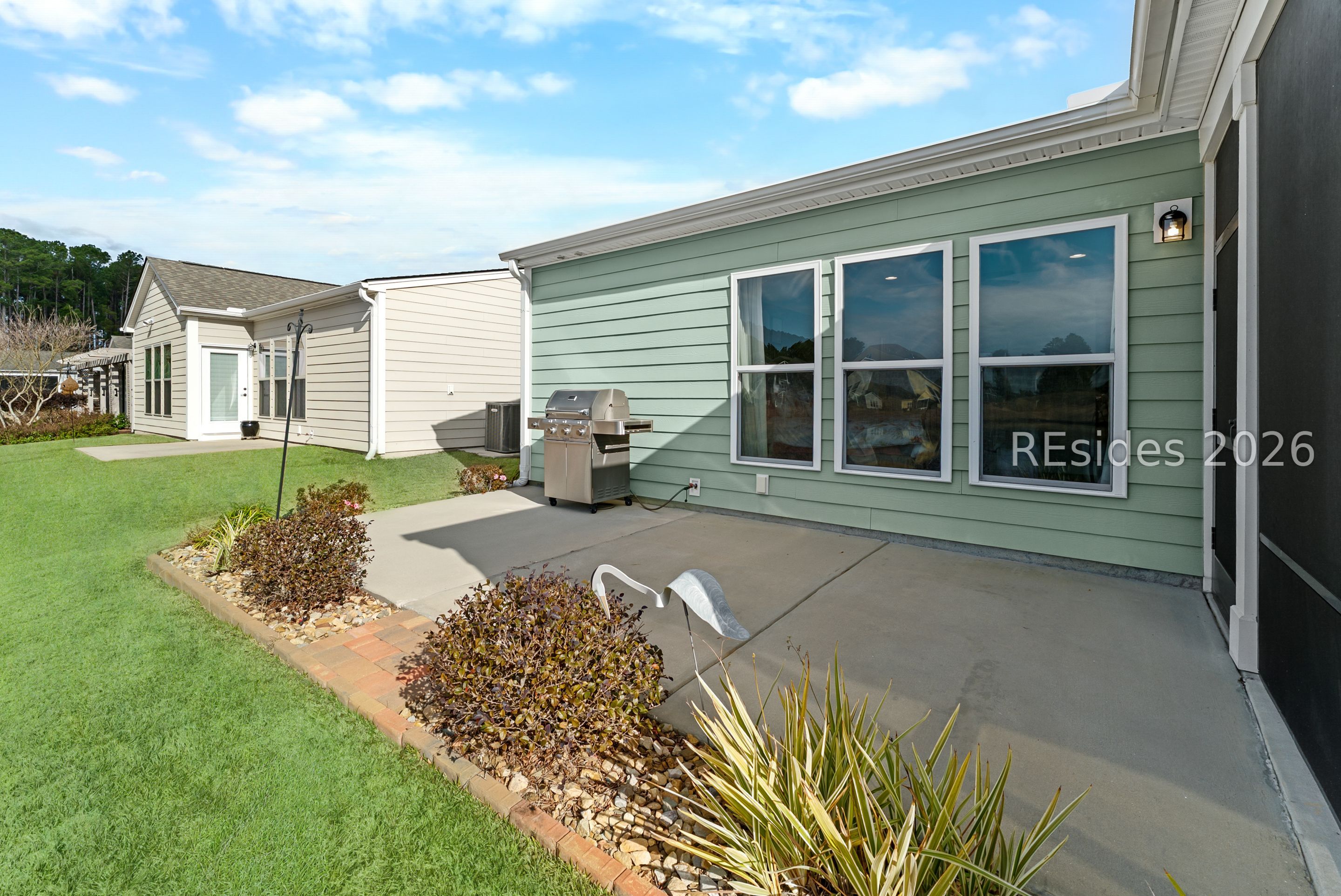 32 Valleybrooke Court