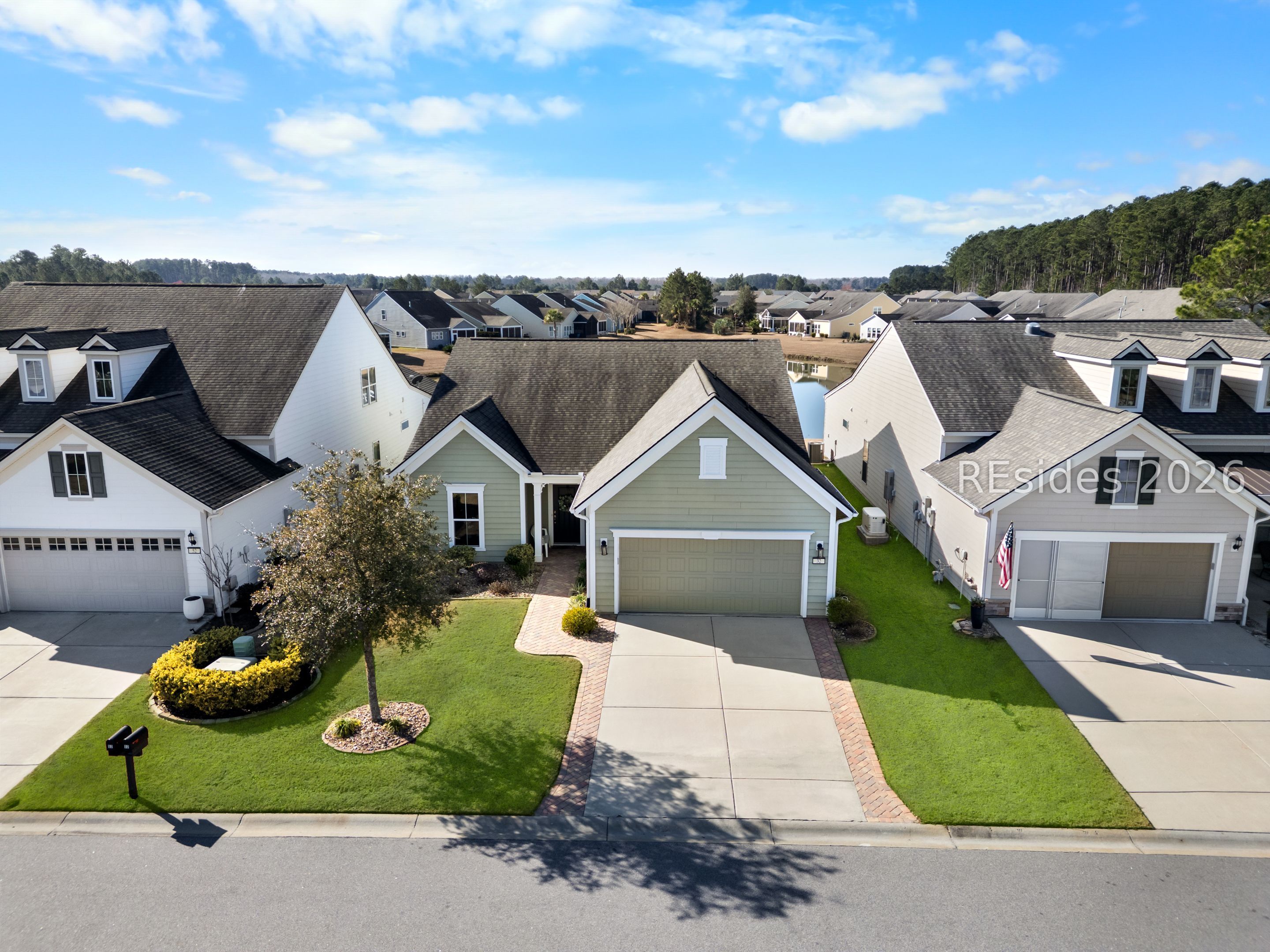 32 Valleybrooke Court