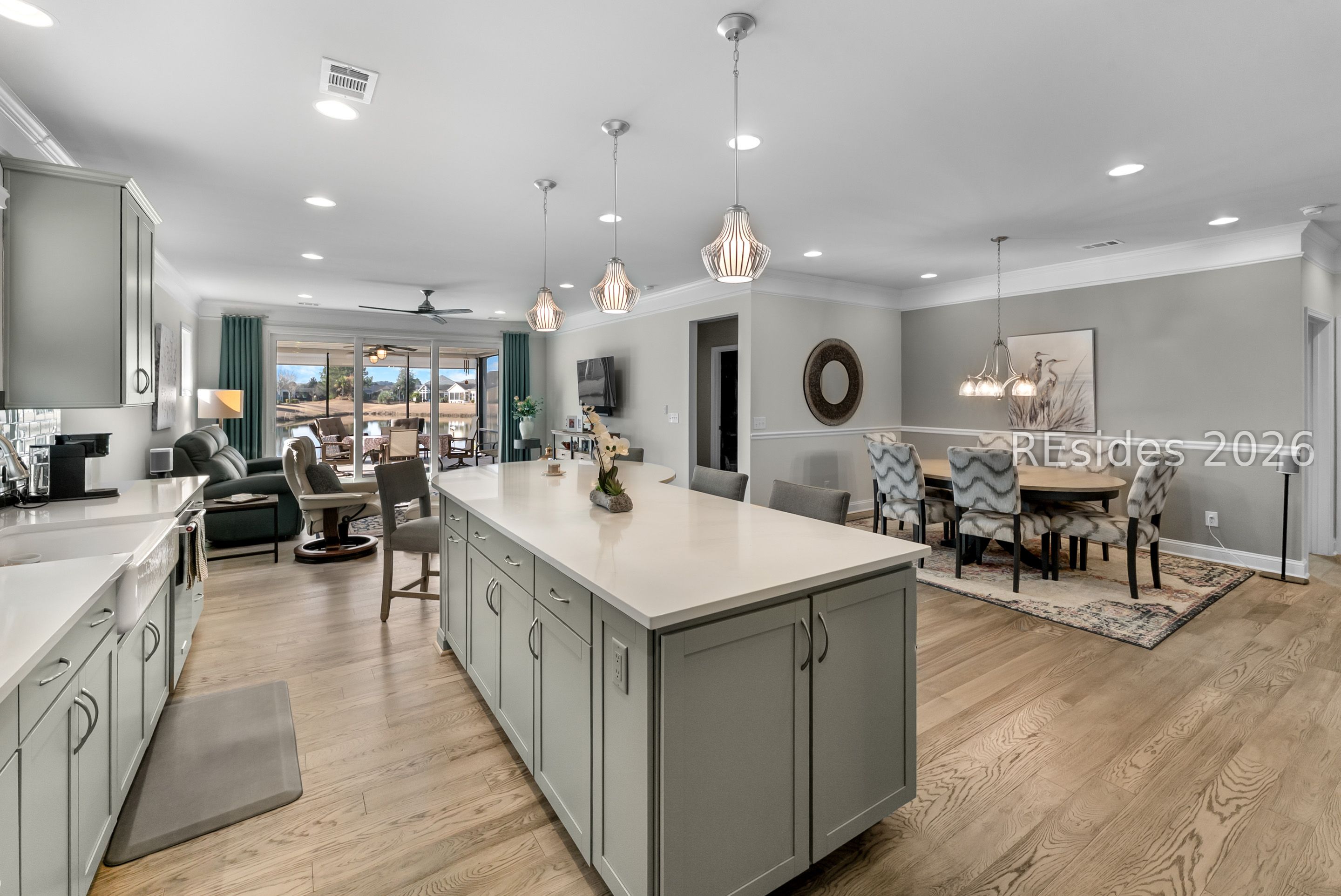 32 Valleybrooke Court