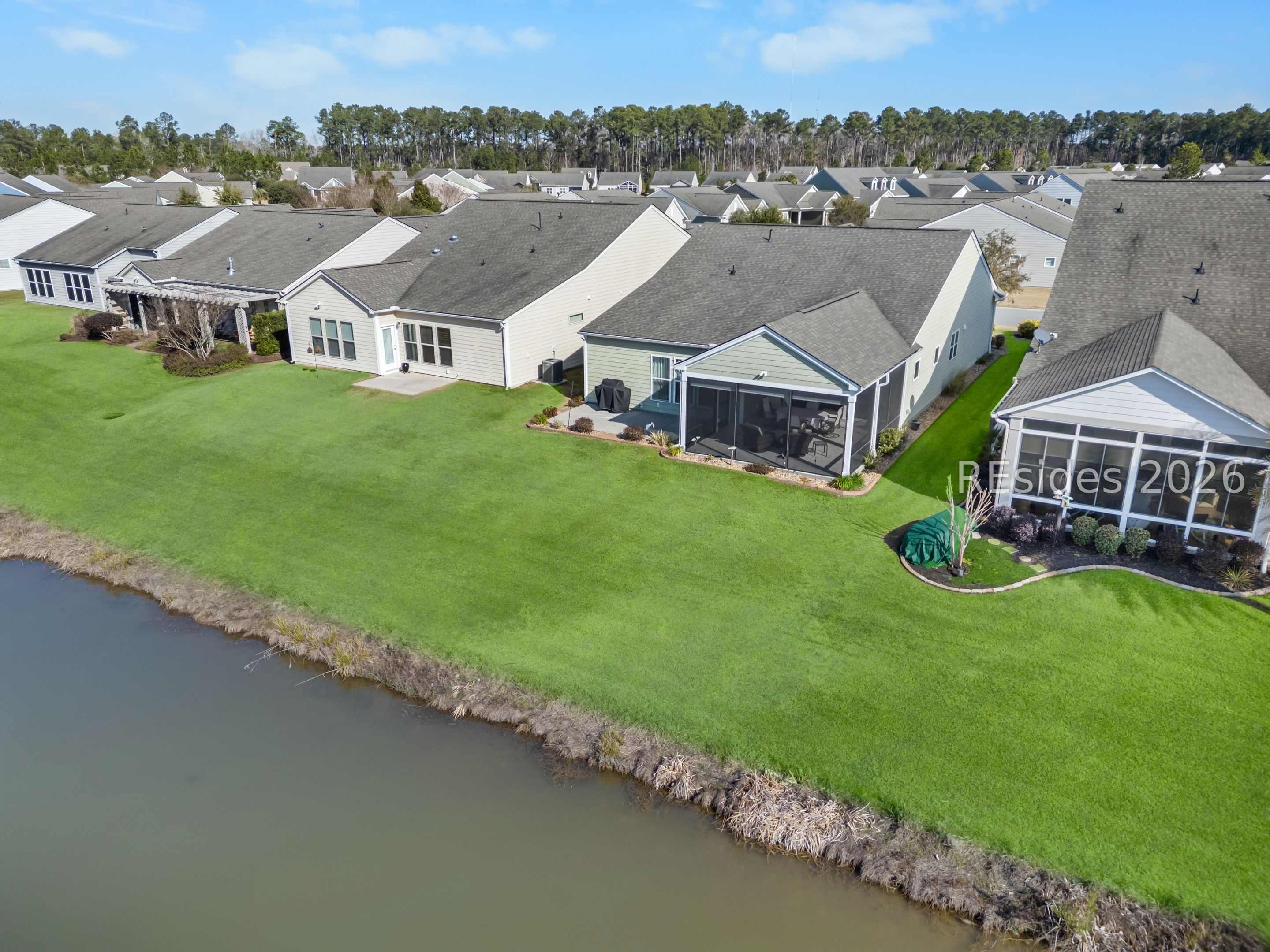 32 Valleybrooke Court