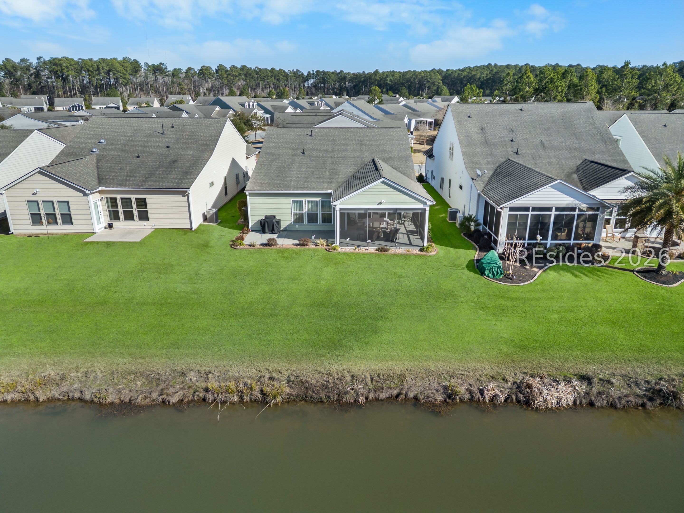 32 Valleybrooke Court