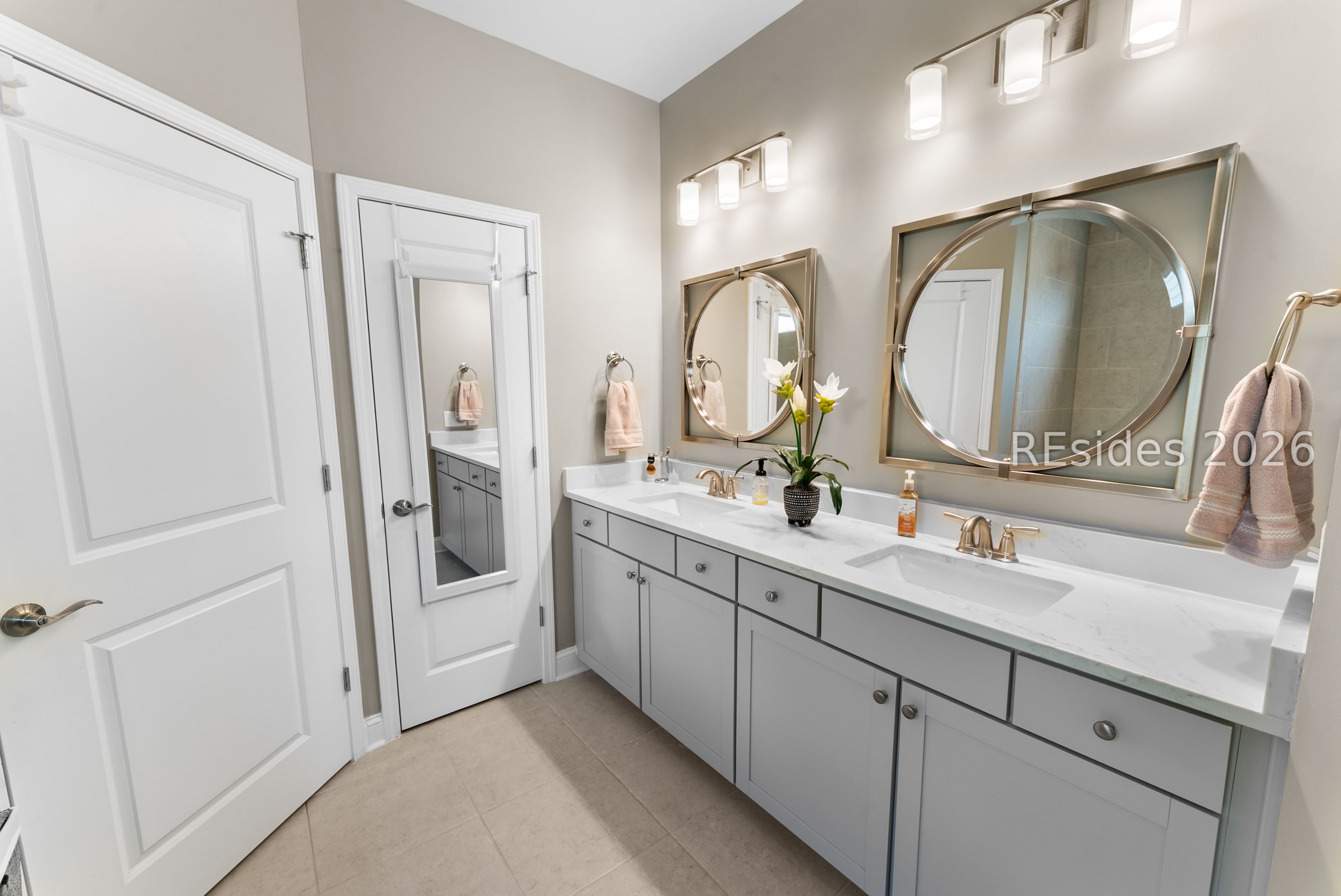 32 Valleybrooke Court