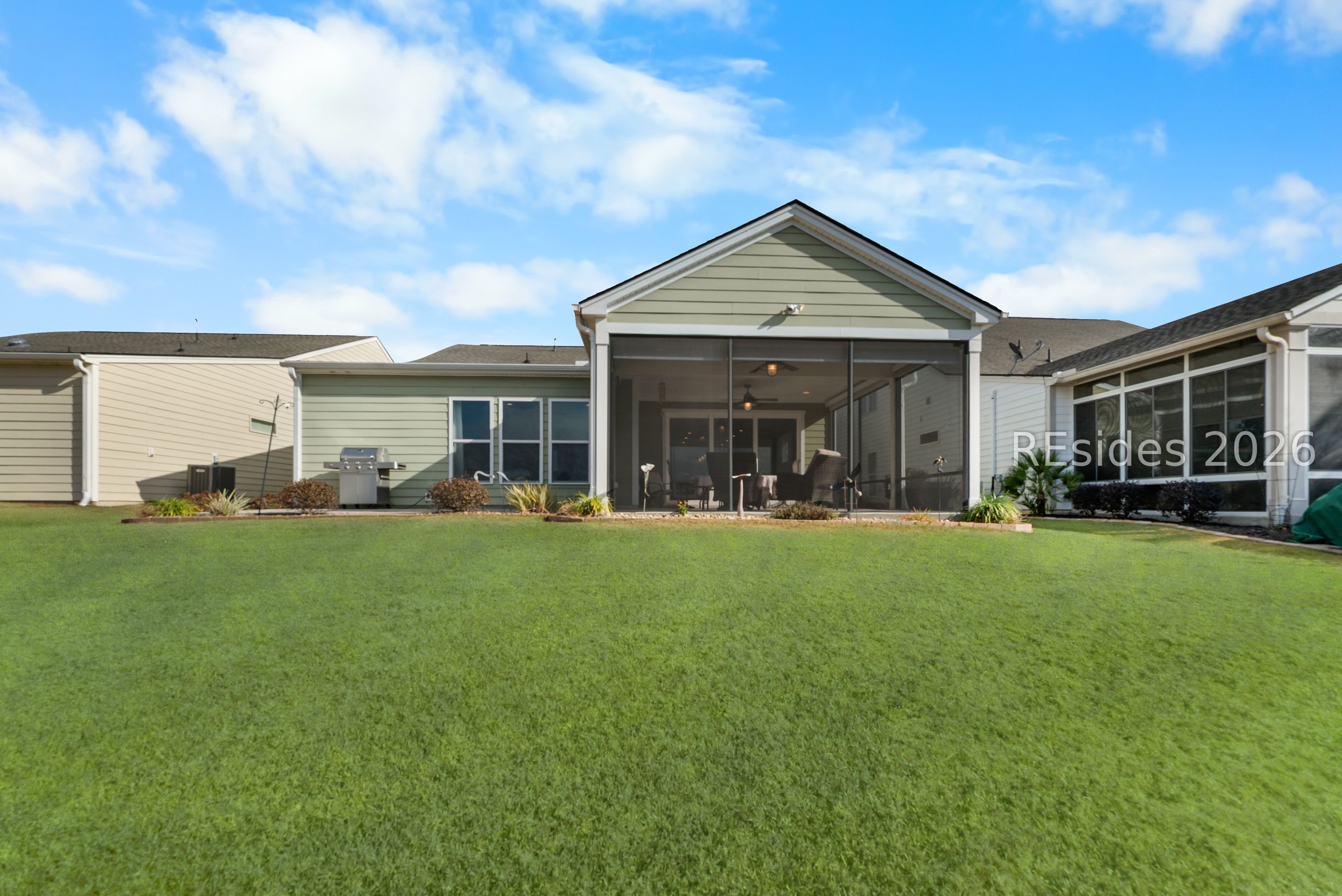 32 Valleybrooke Court