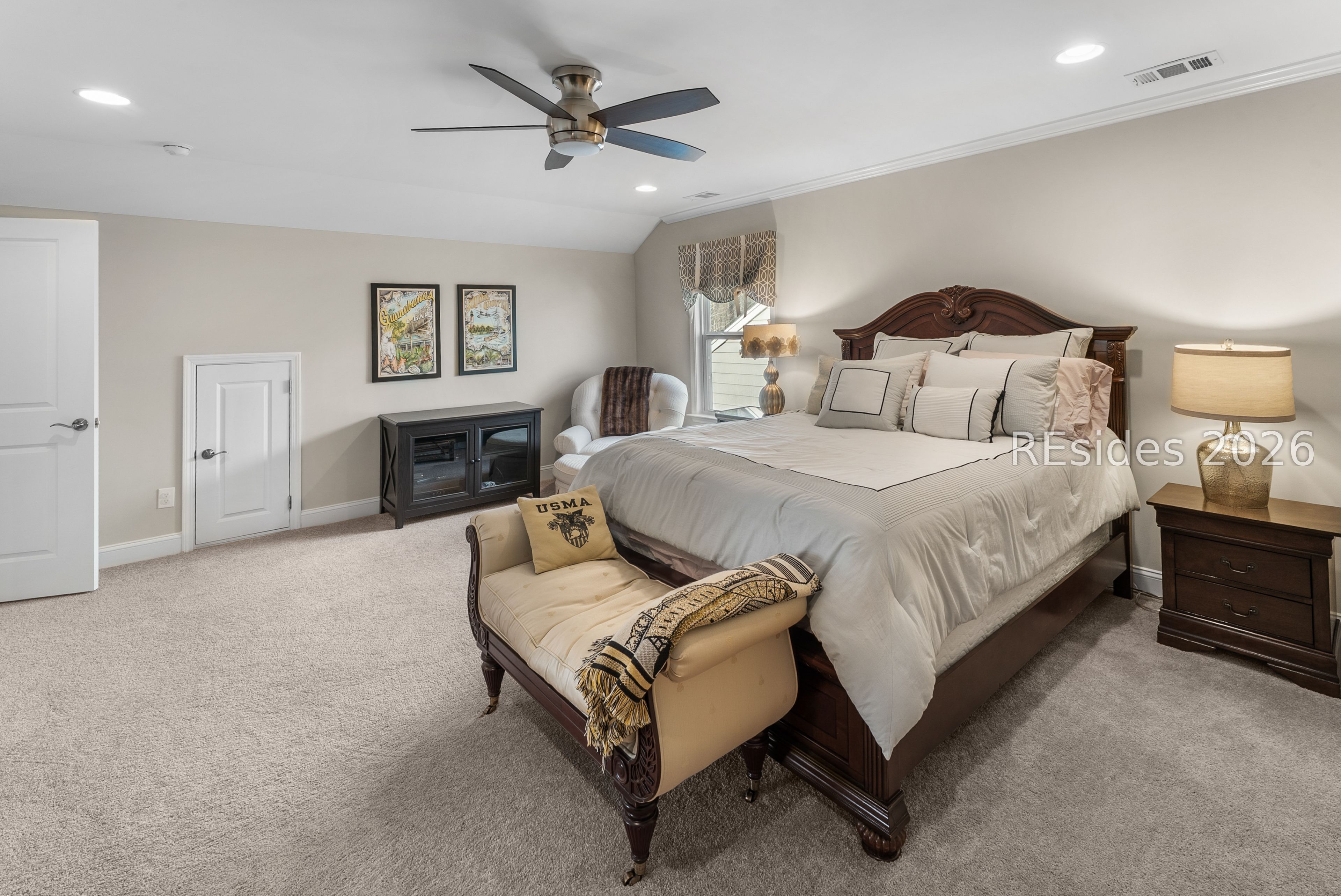 1565 Freshwater Lane