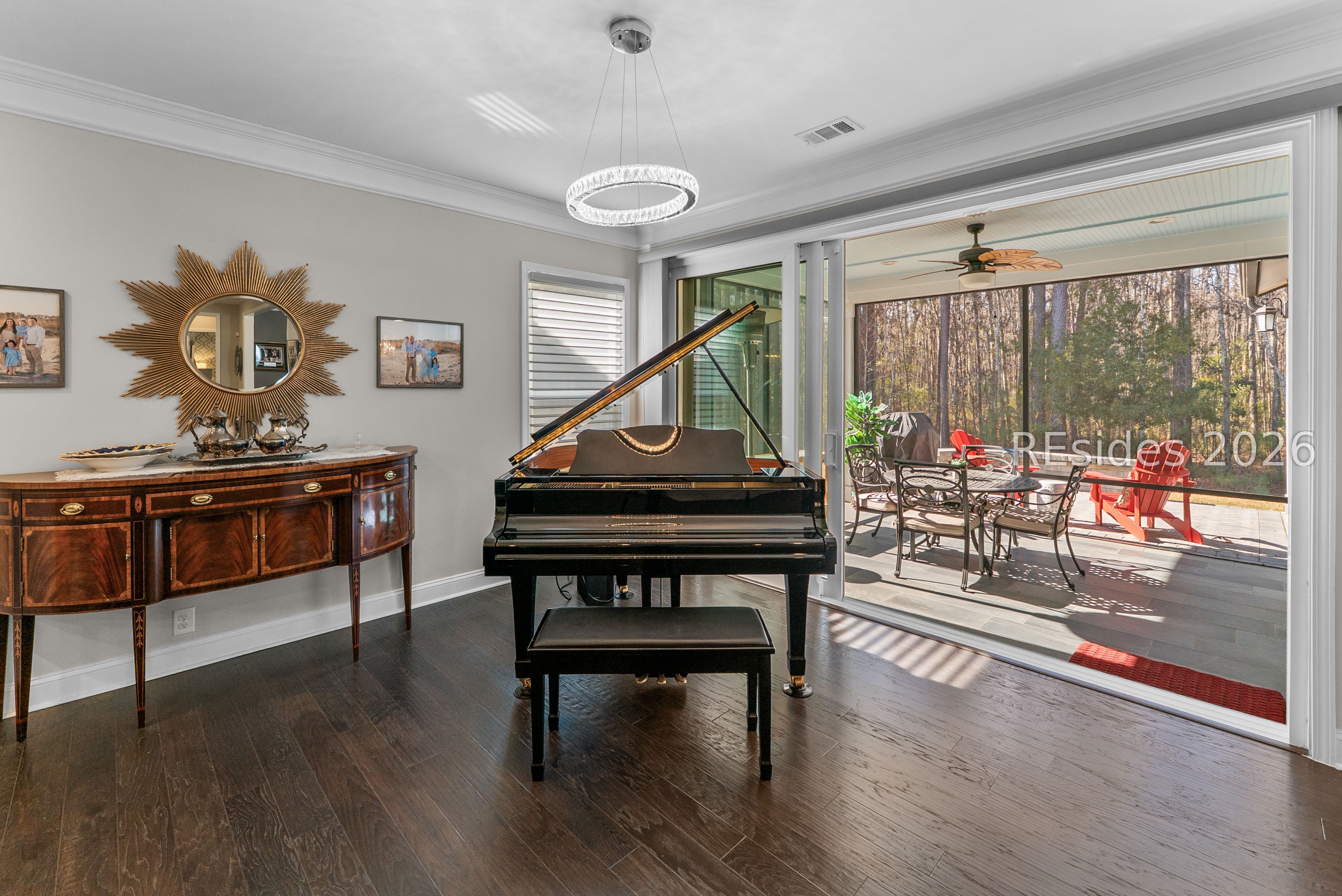 1565 Freshwater Lane