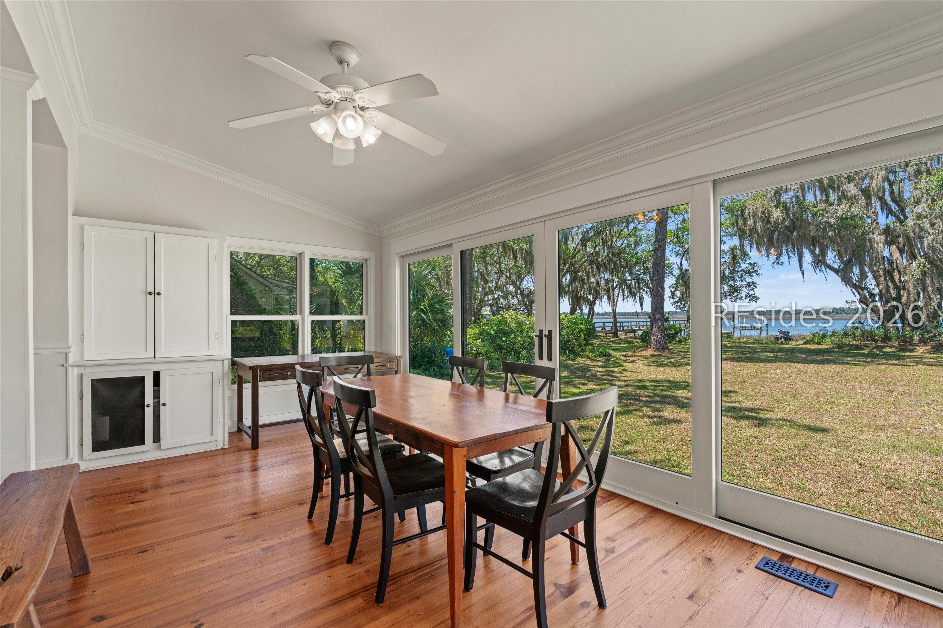 12 Riverfront Place