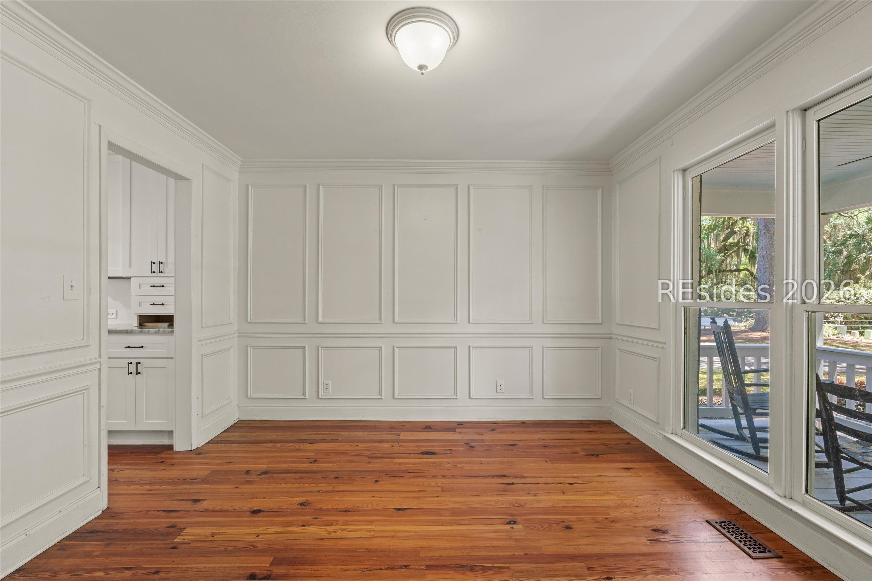 12 Riverfront Place