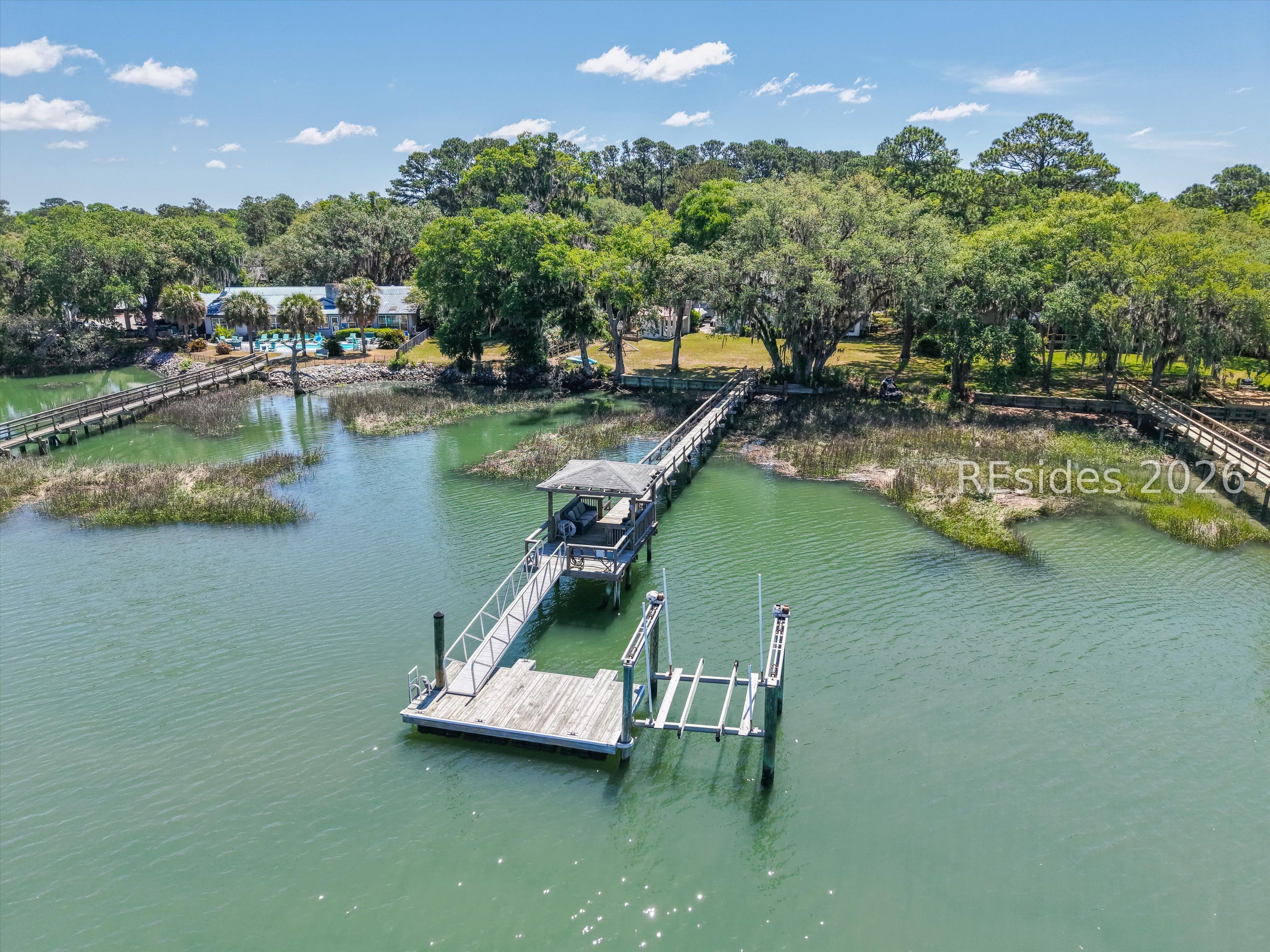 12 Riverfront Place