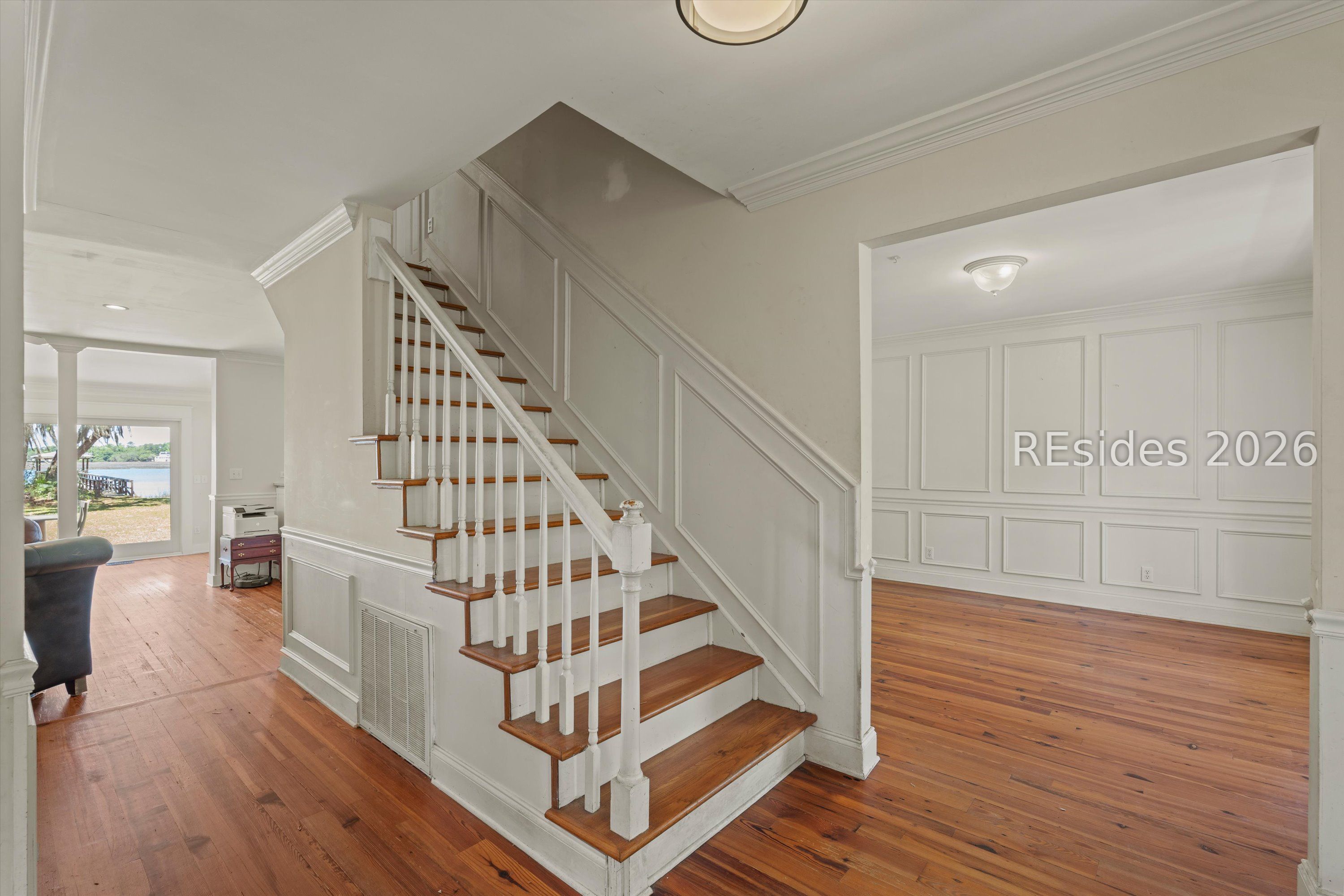 12 Riverfront Place