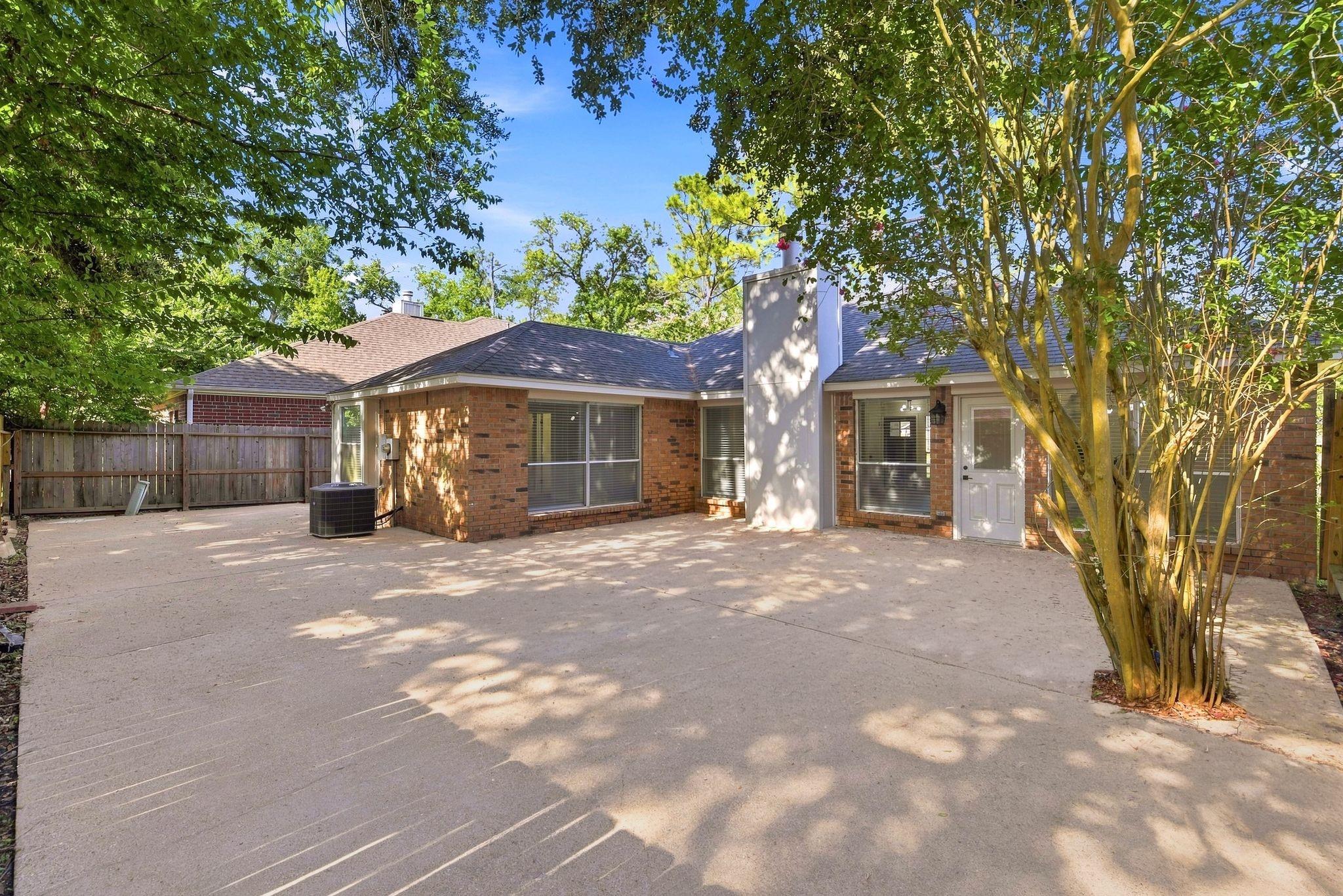 16306 Elmwood Point Lane