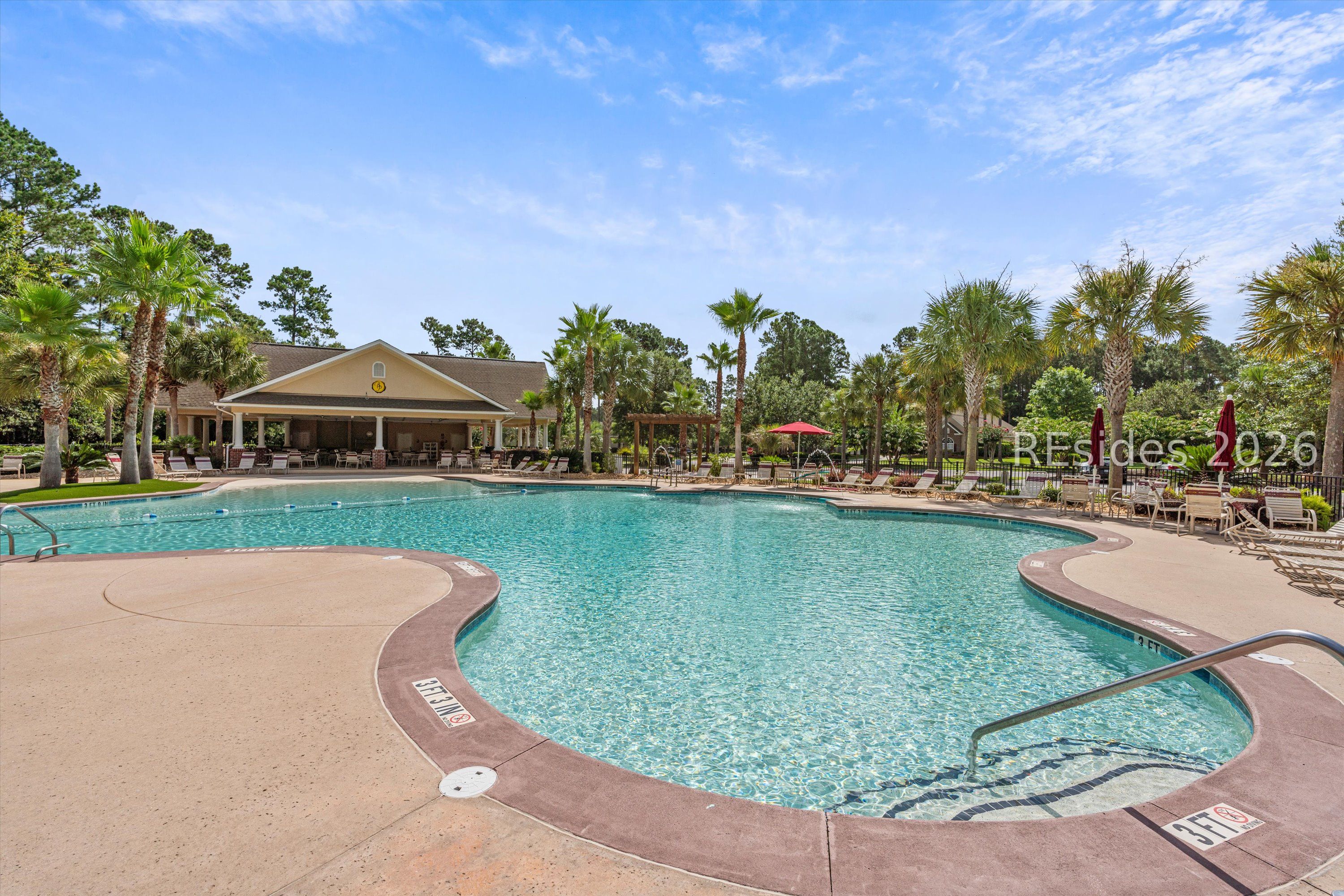 1 Meadowlawn Lane