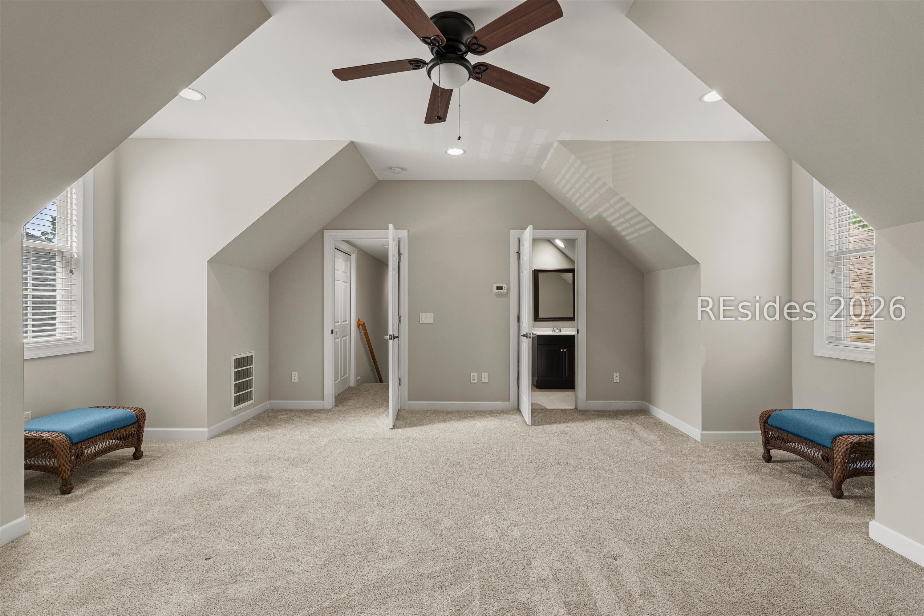 1 Meadowlawn Lane
