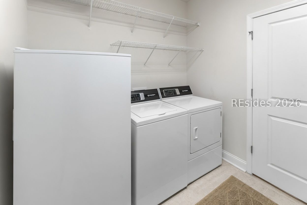 1382 Promenade Lane