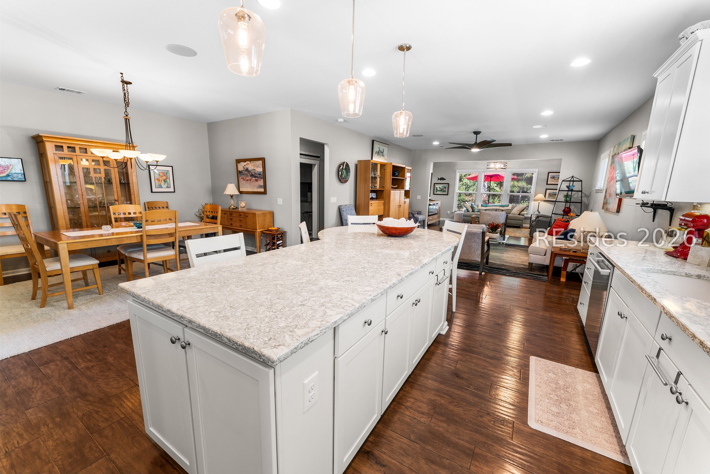 819 Promenade Lane