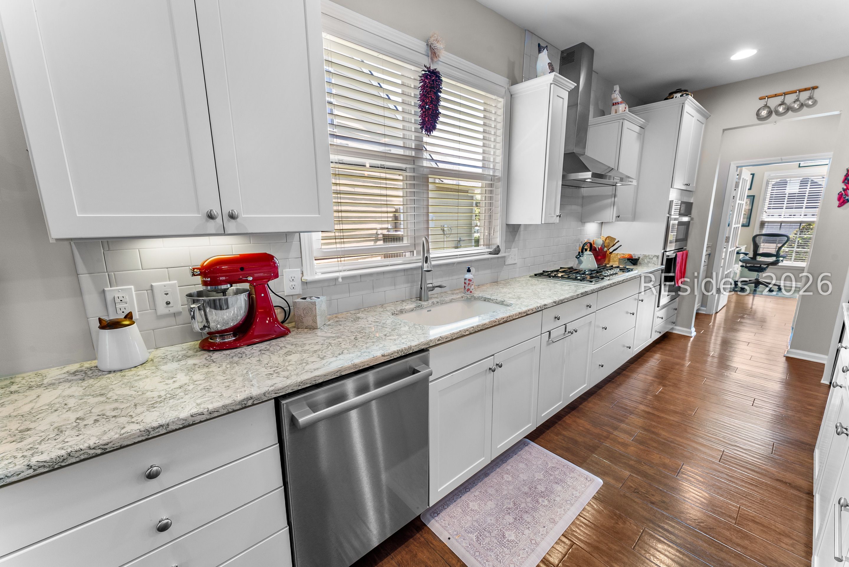 819 Promenade Lane