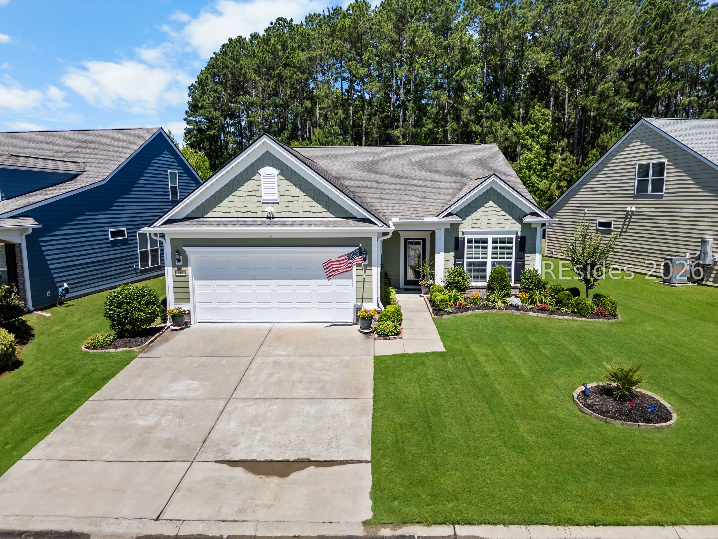 819 Promenade Lane