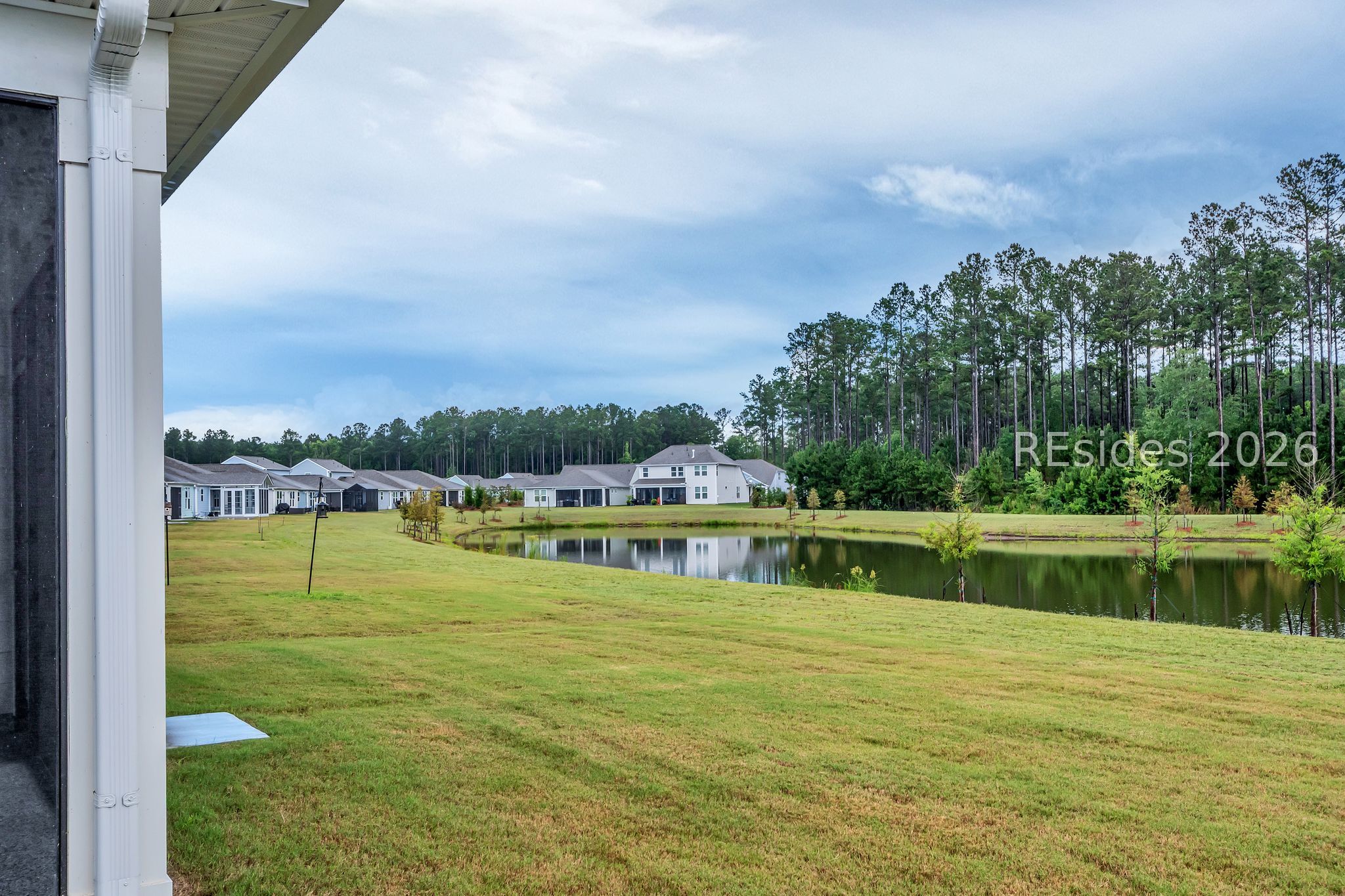 466 Aurora Way