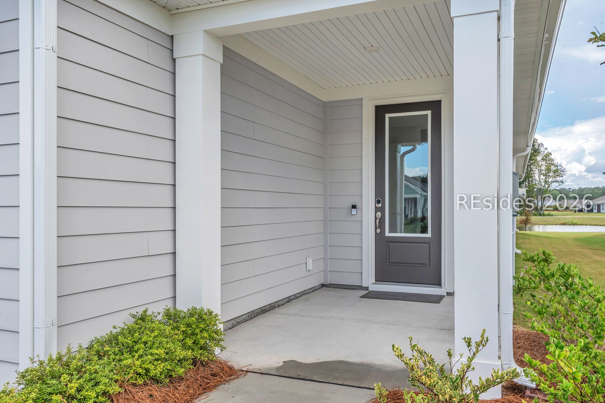 466 Aurora Way