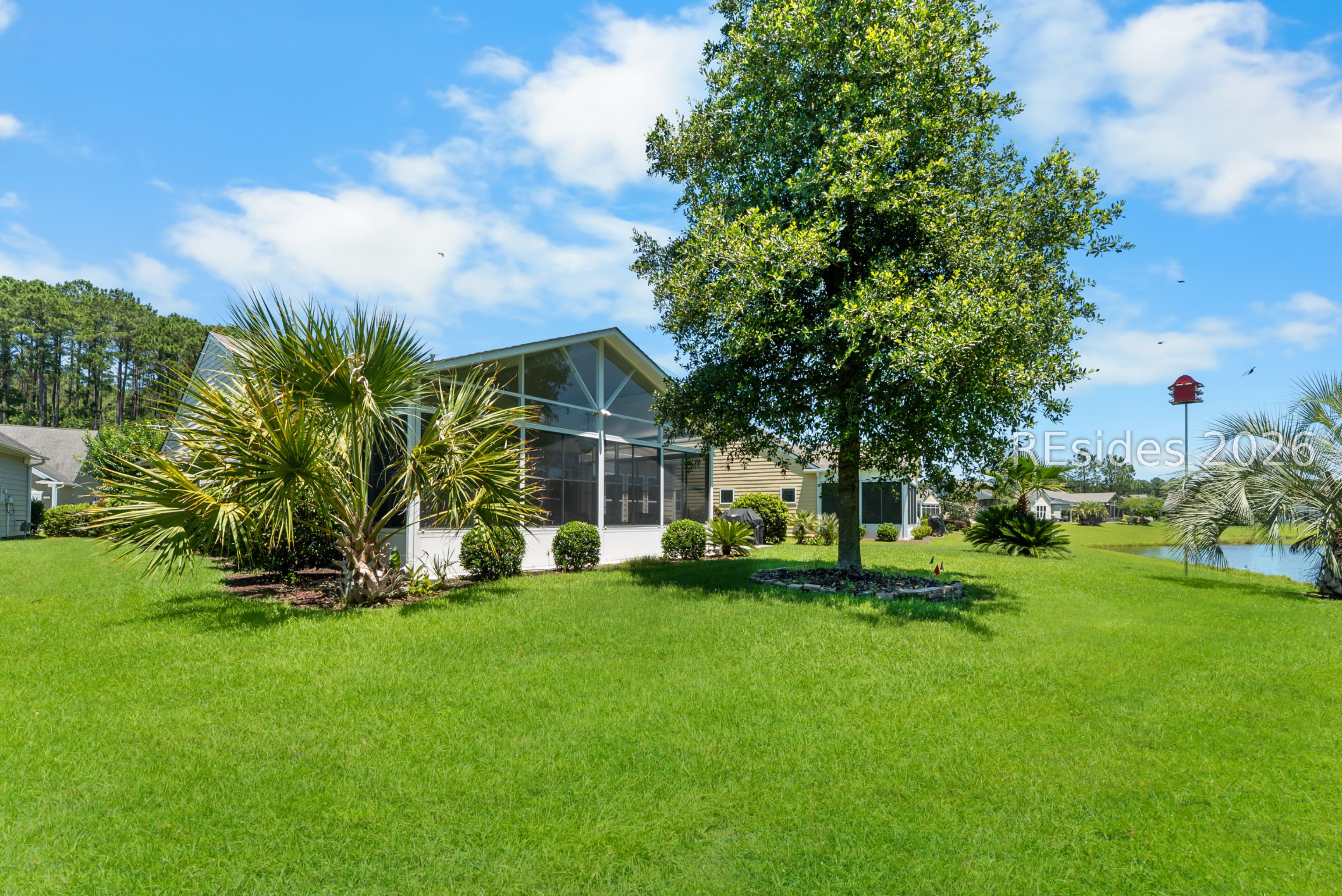 748 Knollwood Court