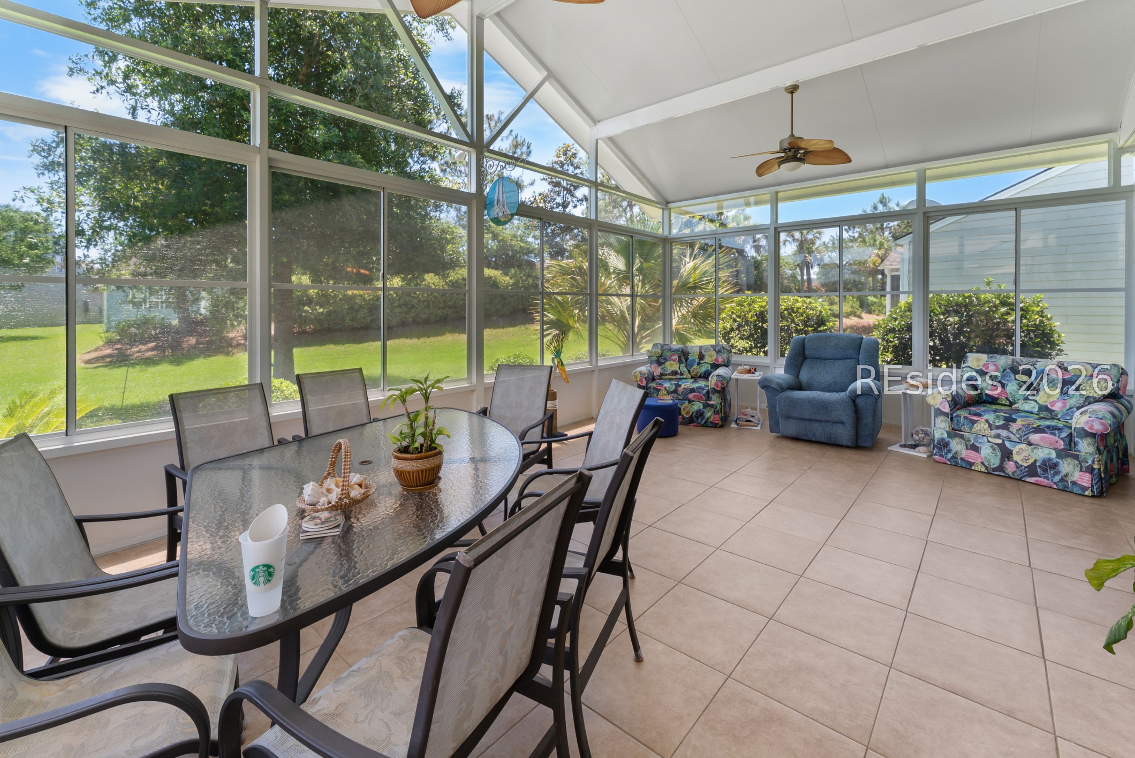 748 Knollwood Court