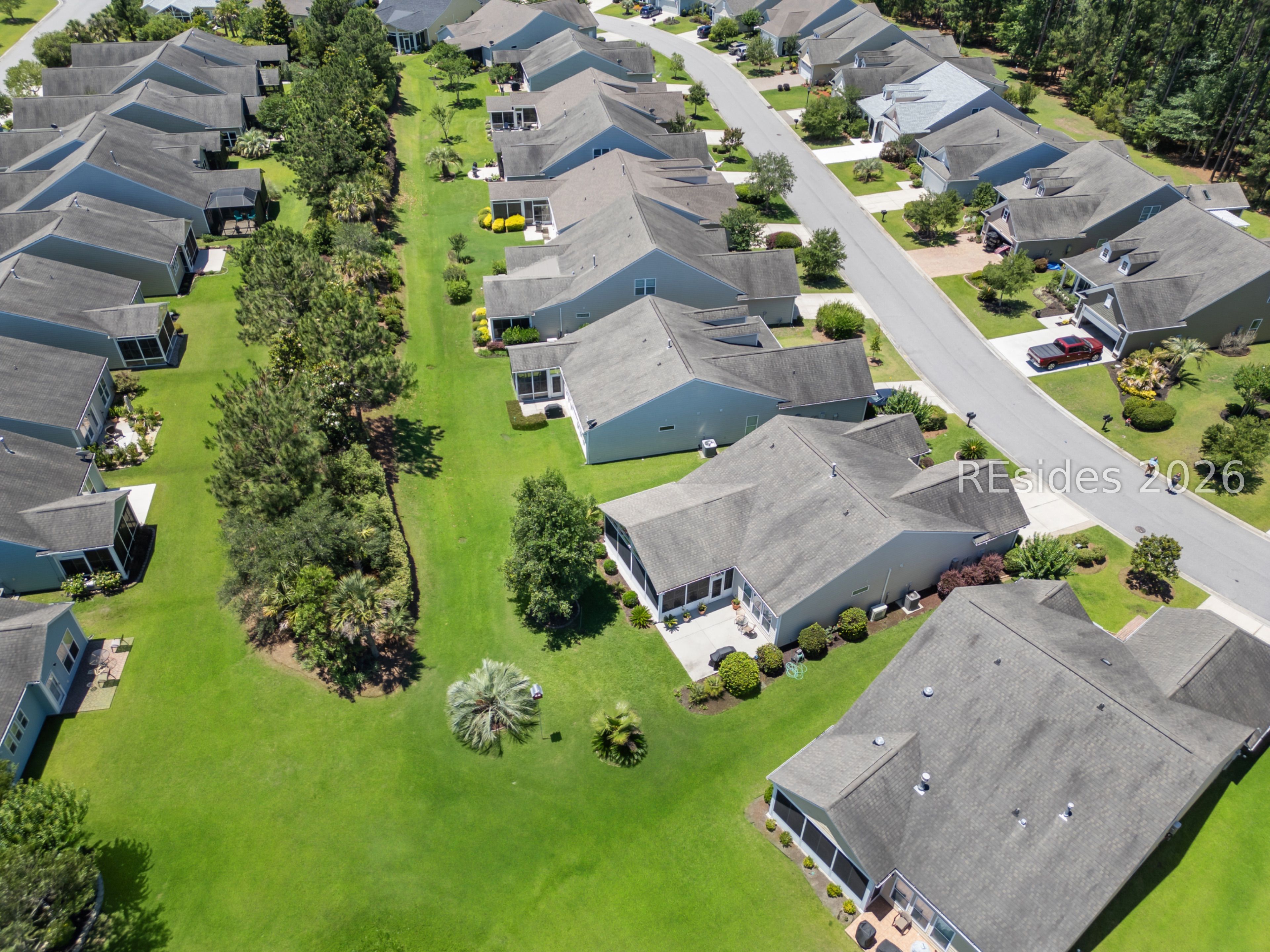 748 Knollwood Court
