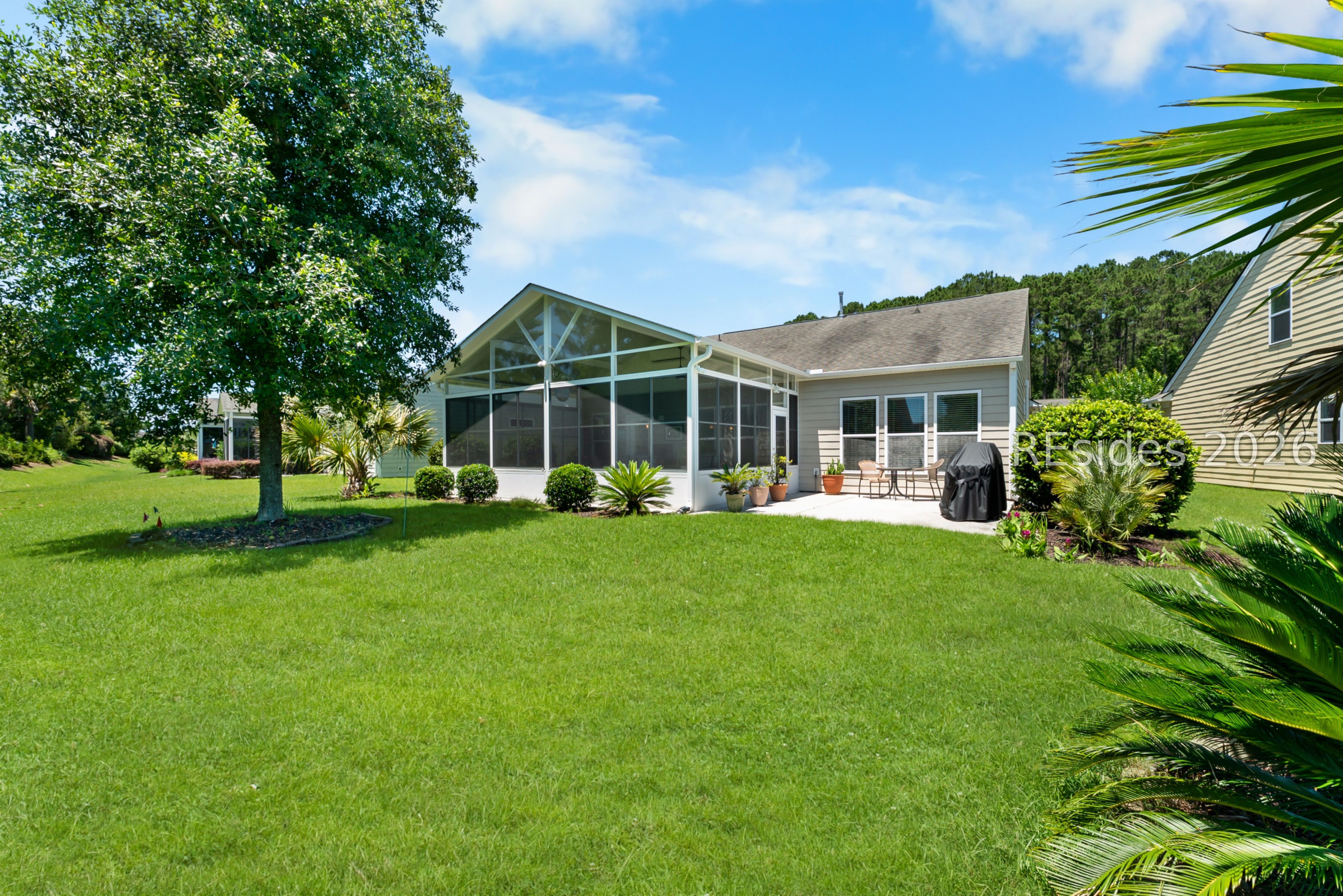 748 Knollwood Court