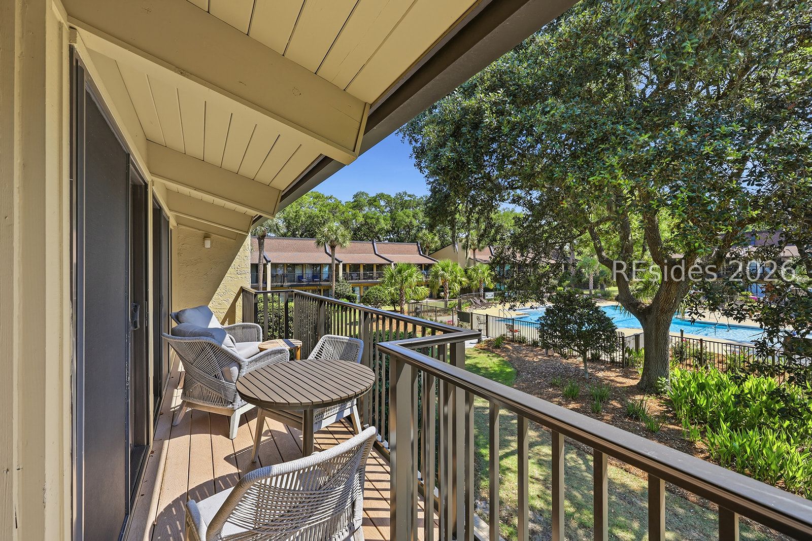 37 S Forest Beach Drive Unit: 9