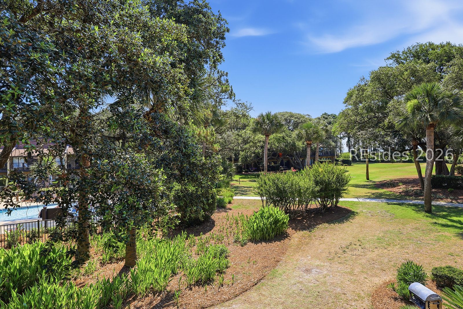 37 S Forest Beach Drive Unit: 9