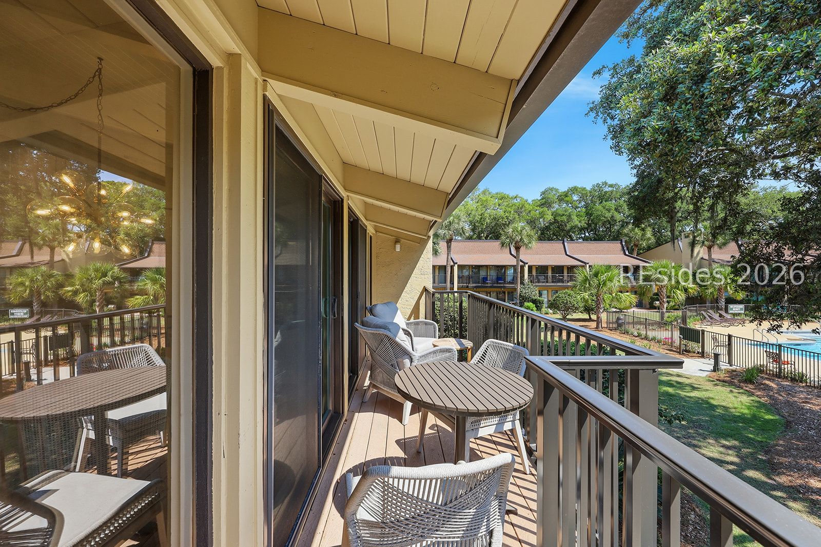 37 S Forest Beach Drive Unit: 9