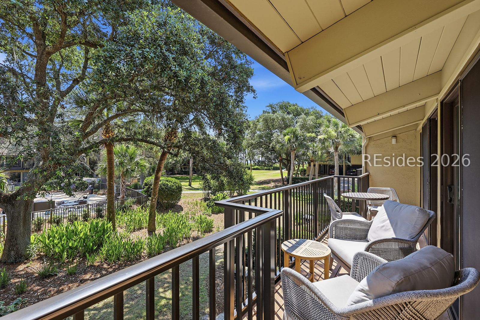 37 S Forest Beach Drive Unit: 9