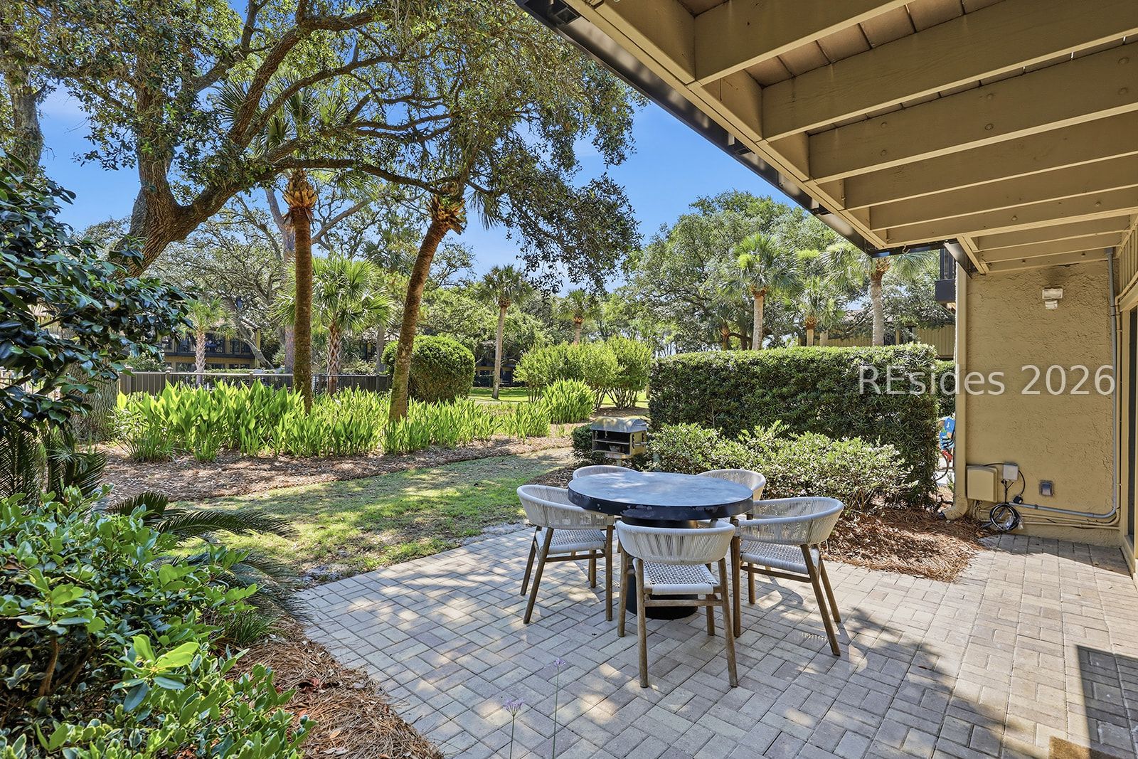 37 S Forest Beach Drive Unit: 9