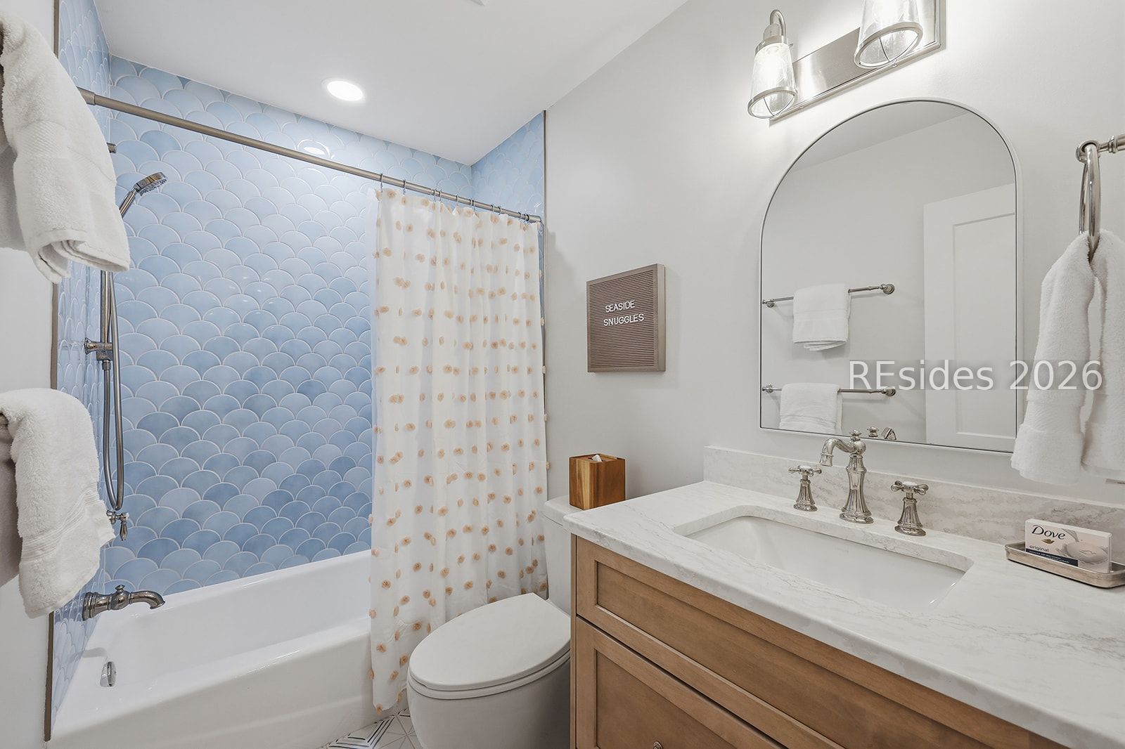 37 S Forest Beach Drive Unit: 9