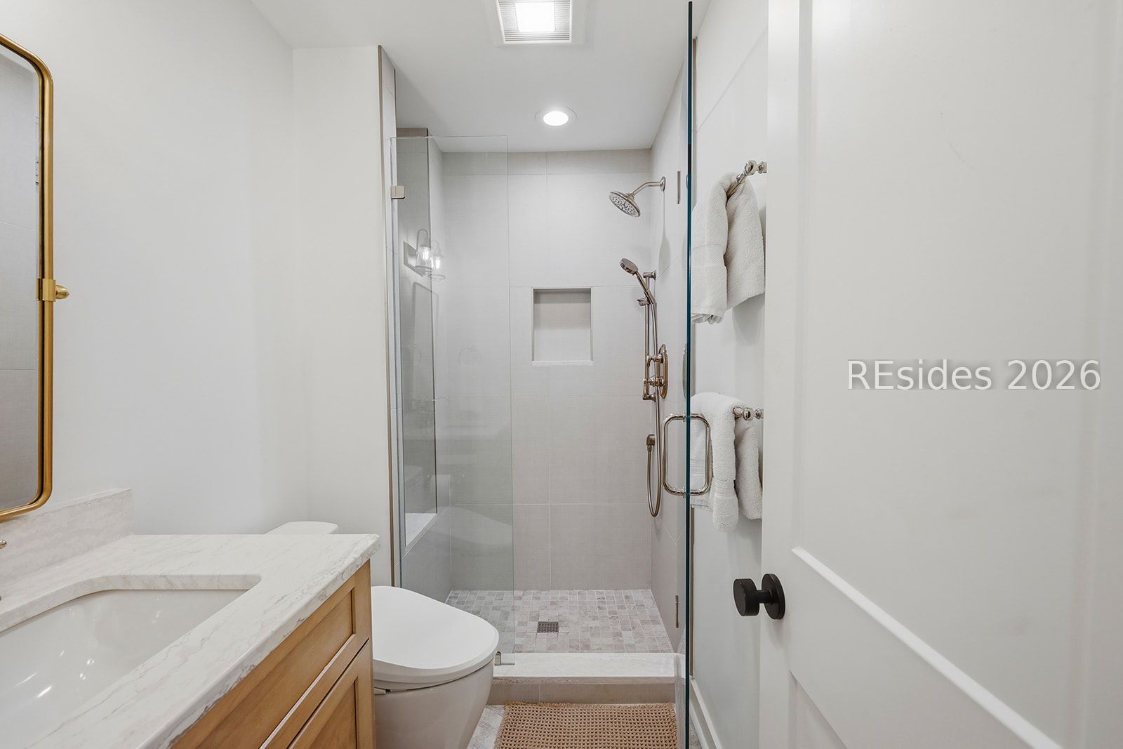 37 S Forest Beach Drive Unit: 9