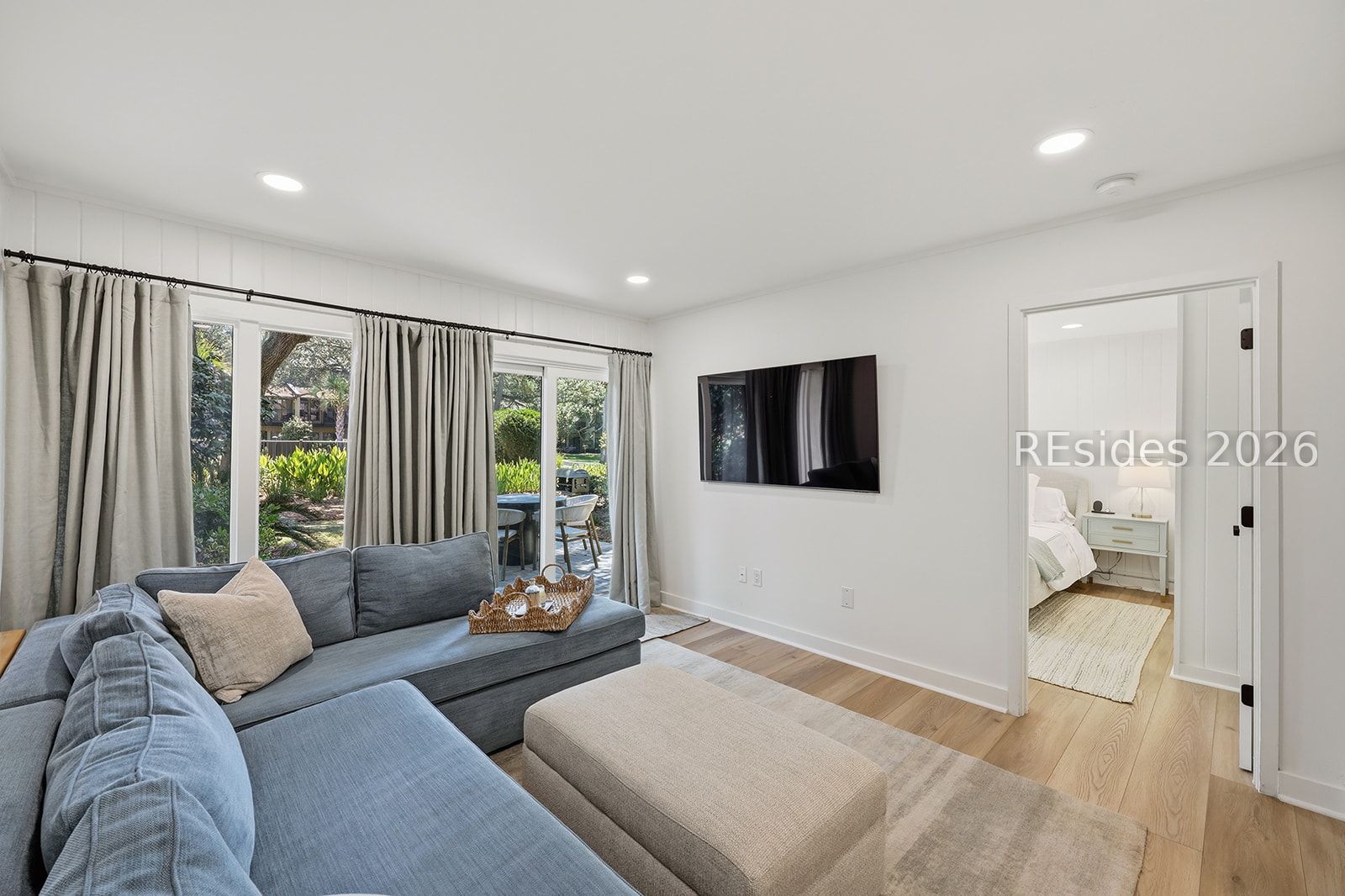 37 S Forest Beach Drive Unit: 9