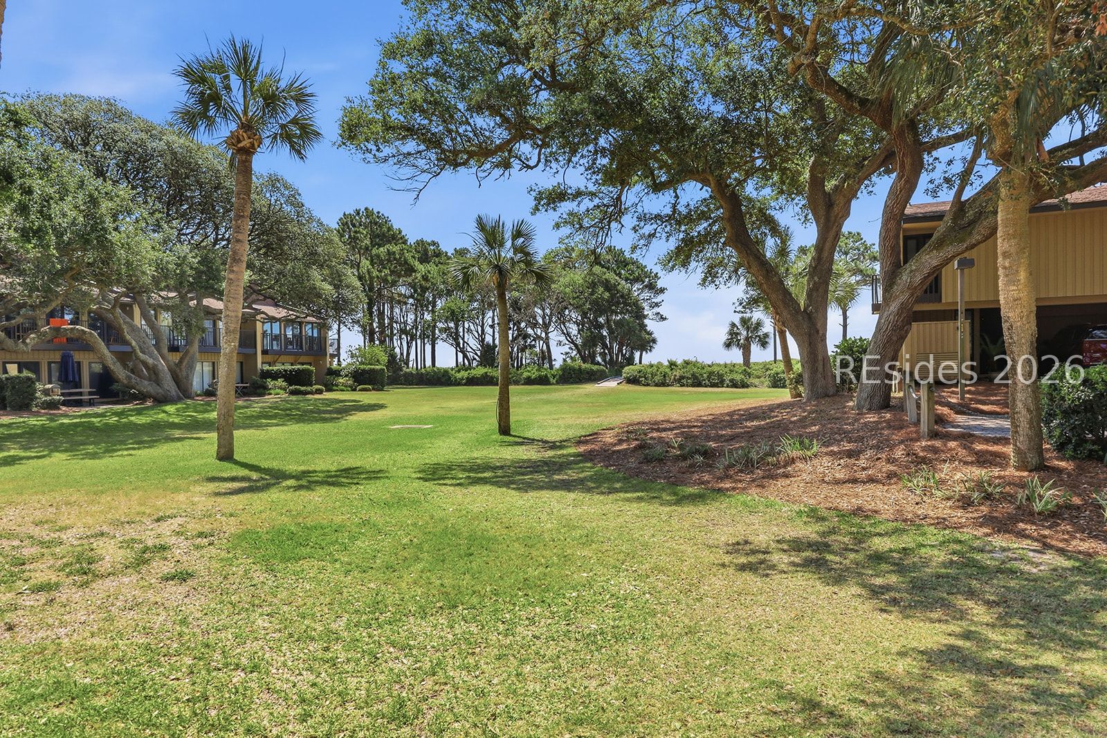 37 S Forest Beach Drive Unit: 9