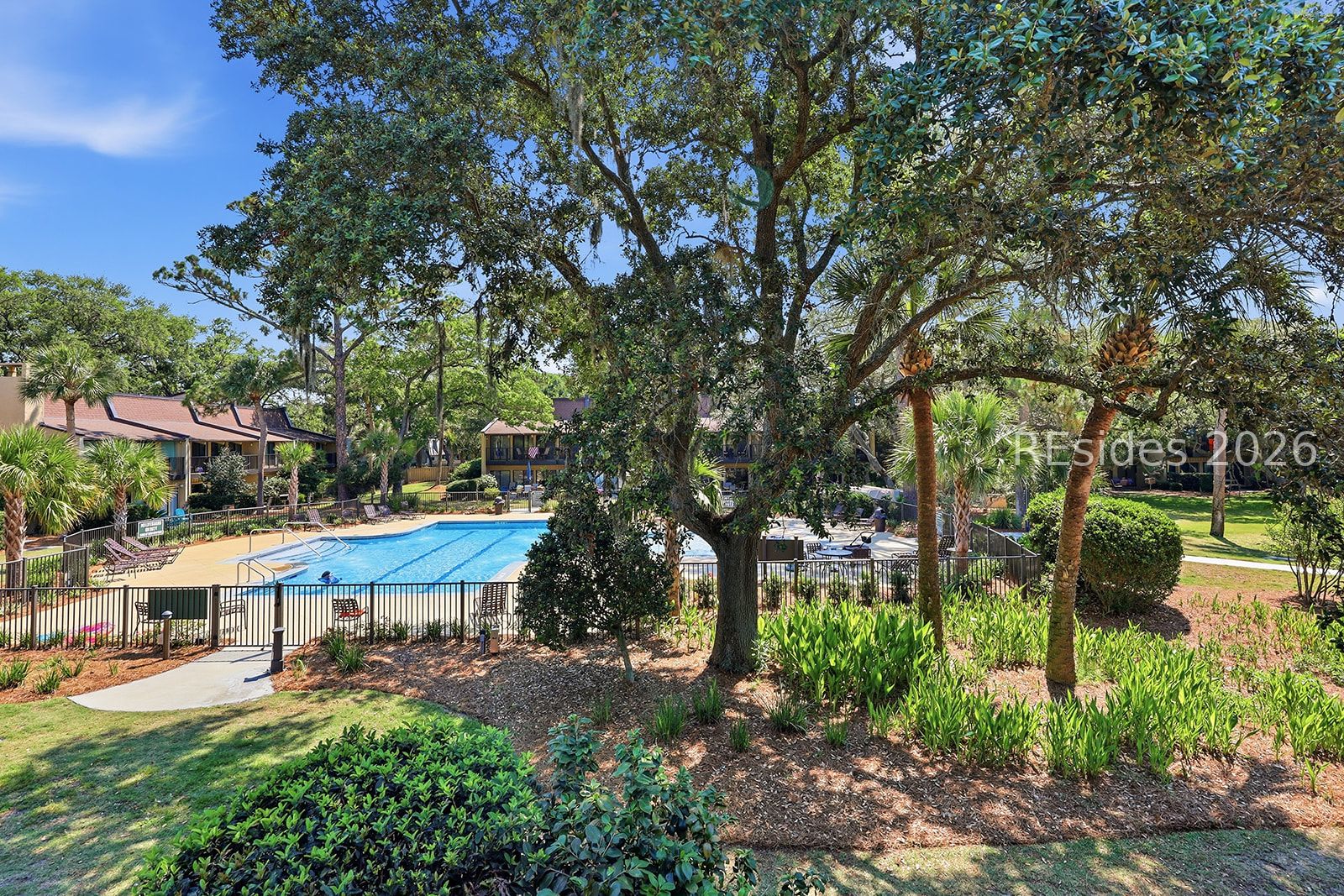 37 S Forest Beach Drive Unit: 9