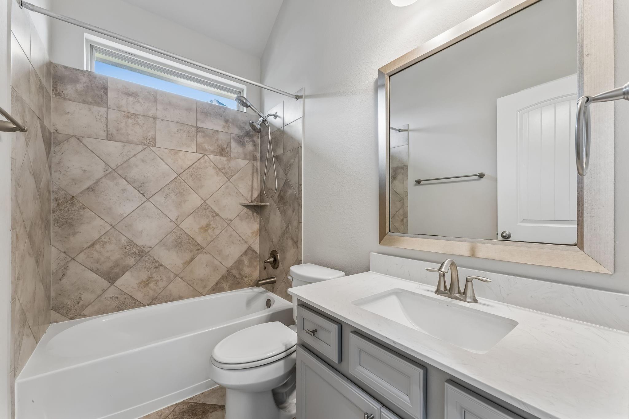 5107 Baroness Lane