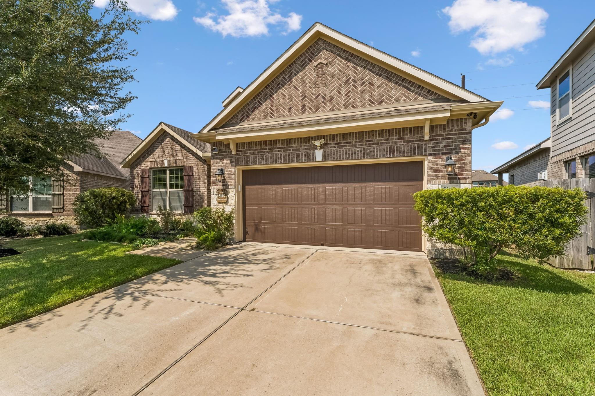 5107 Baroness Lane