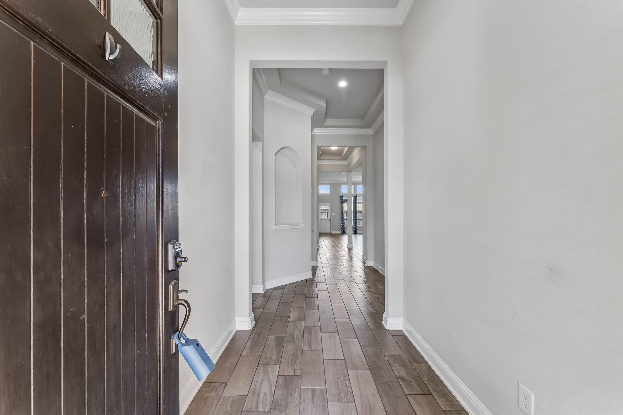 5107 Baroness Lane