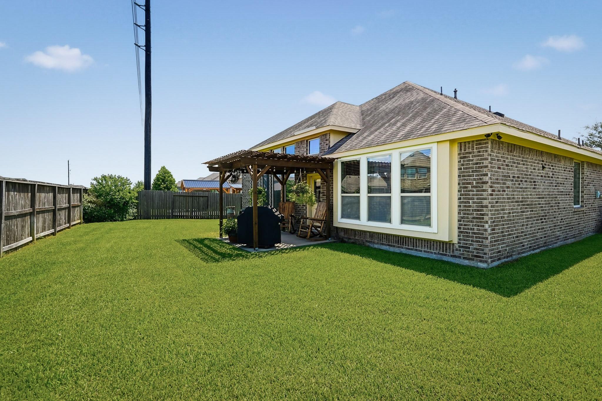 5107 Baroness Lane