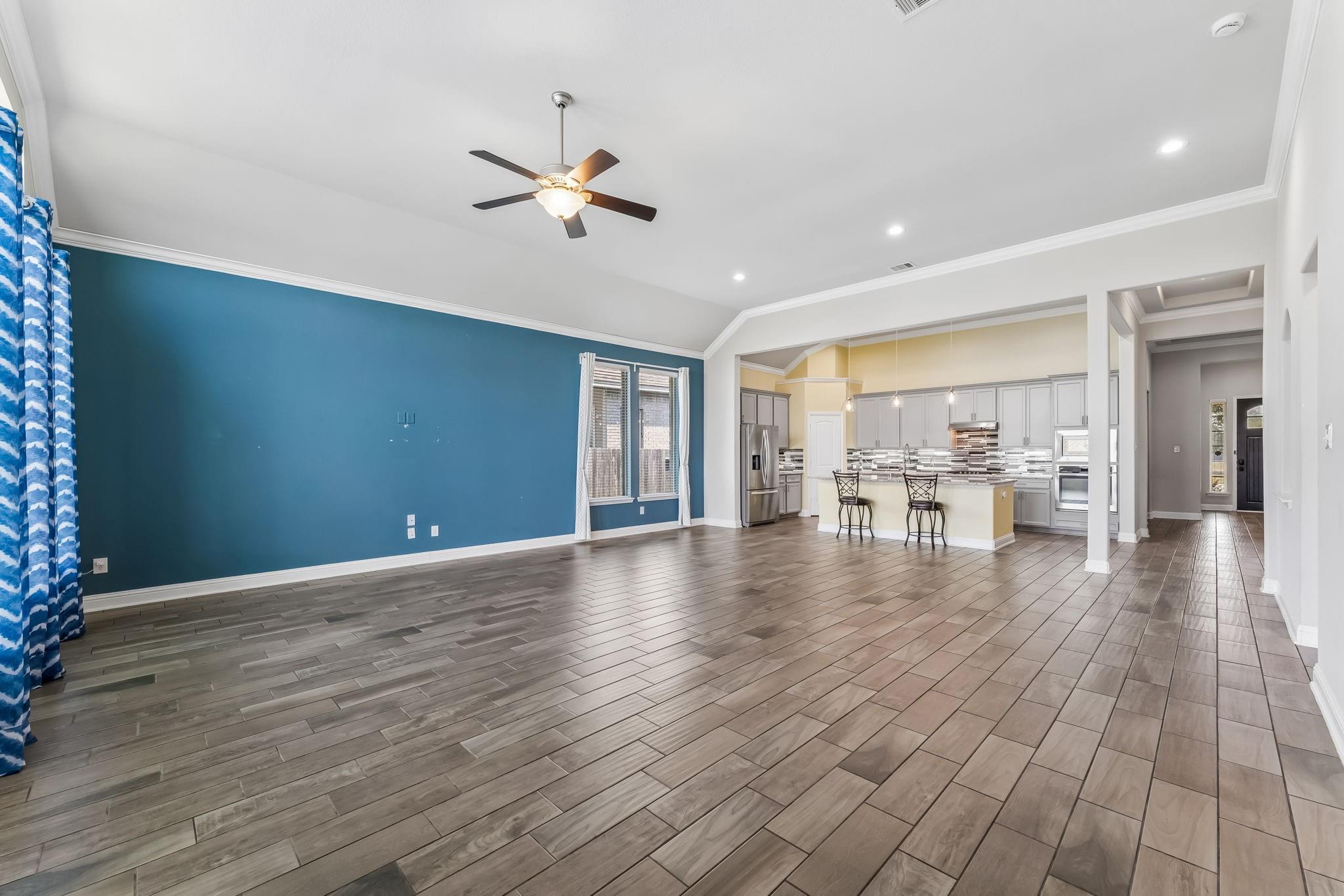 5107 Baroness Lane