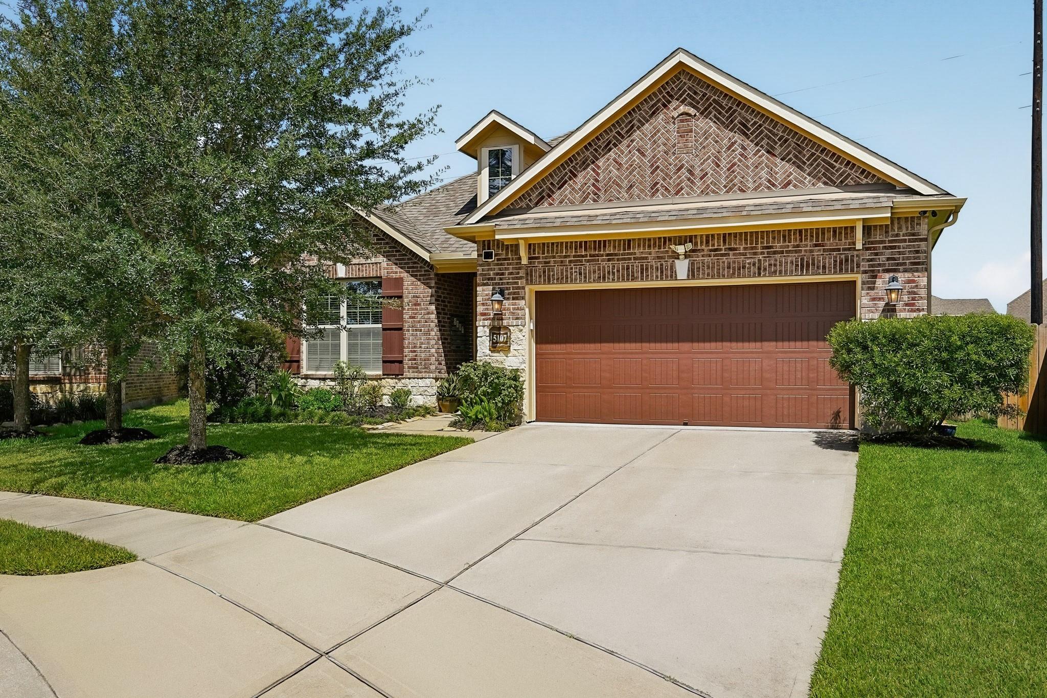 5107 Baroness Lane