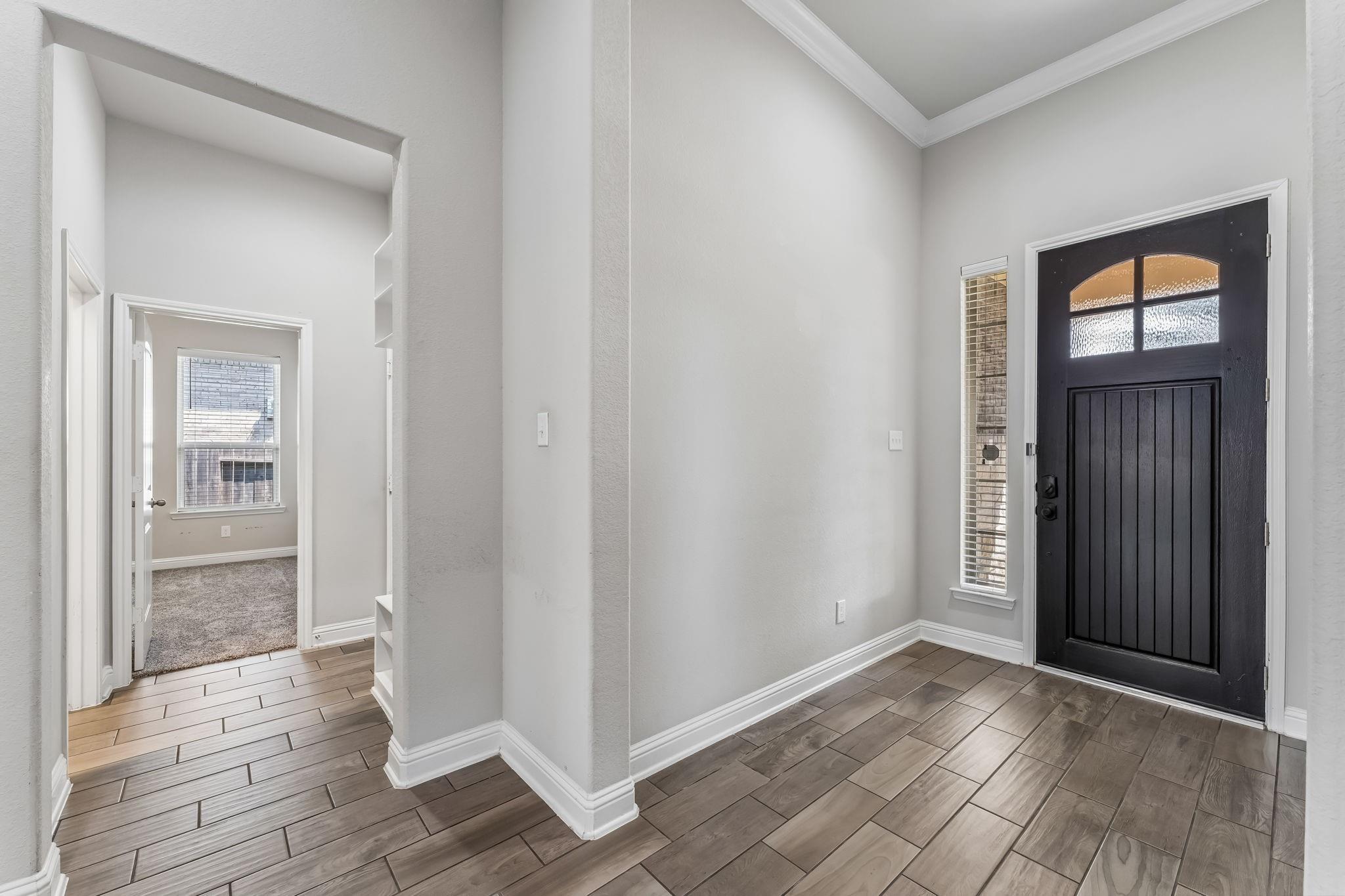 5107 Baroness Lane