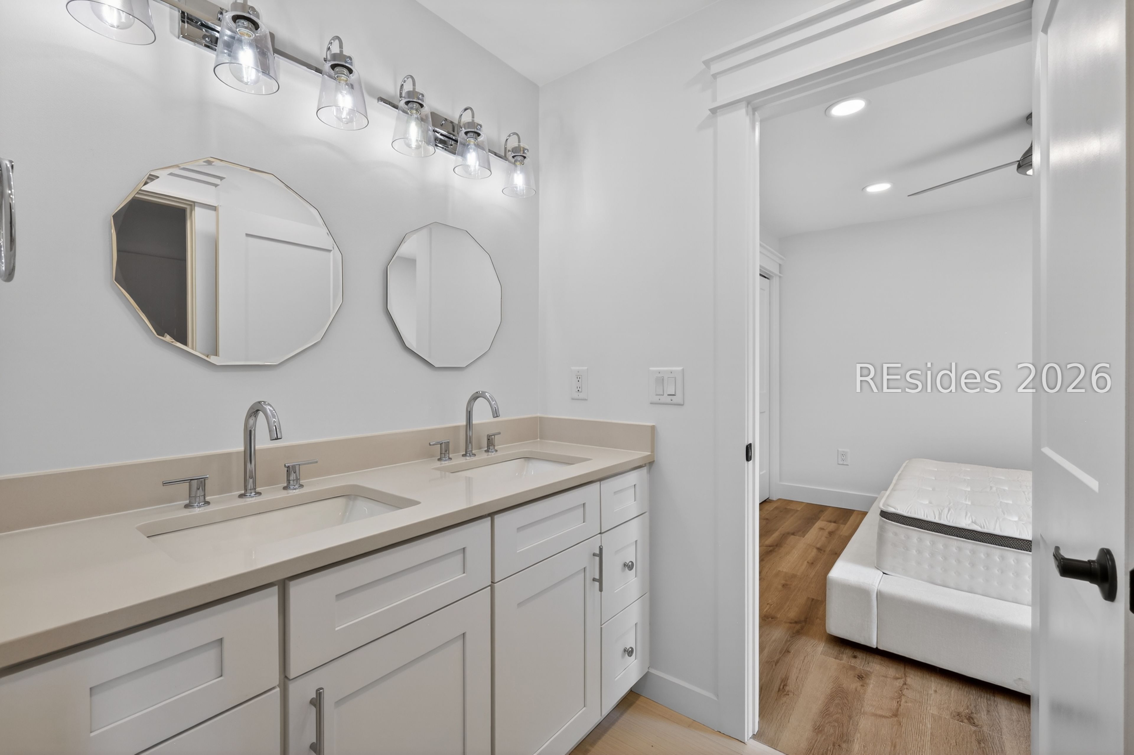 225 Olive Shell Court Unit: 5