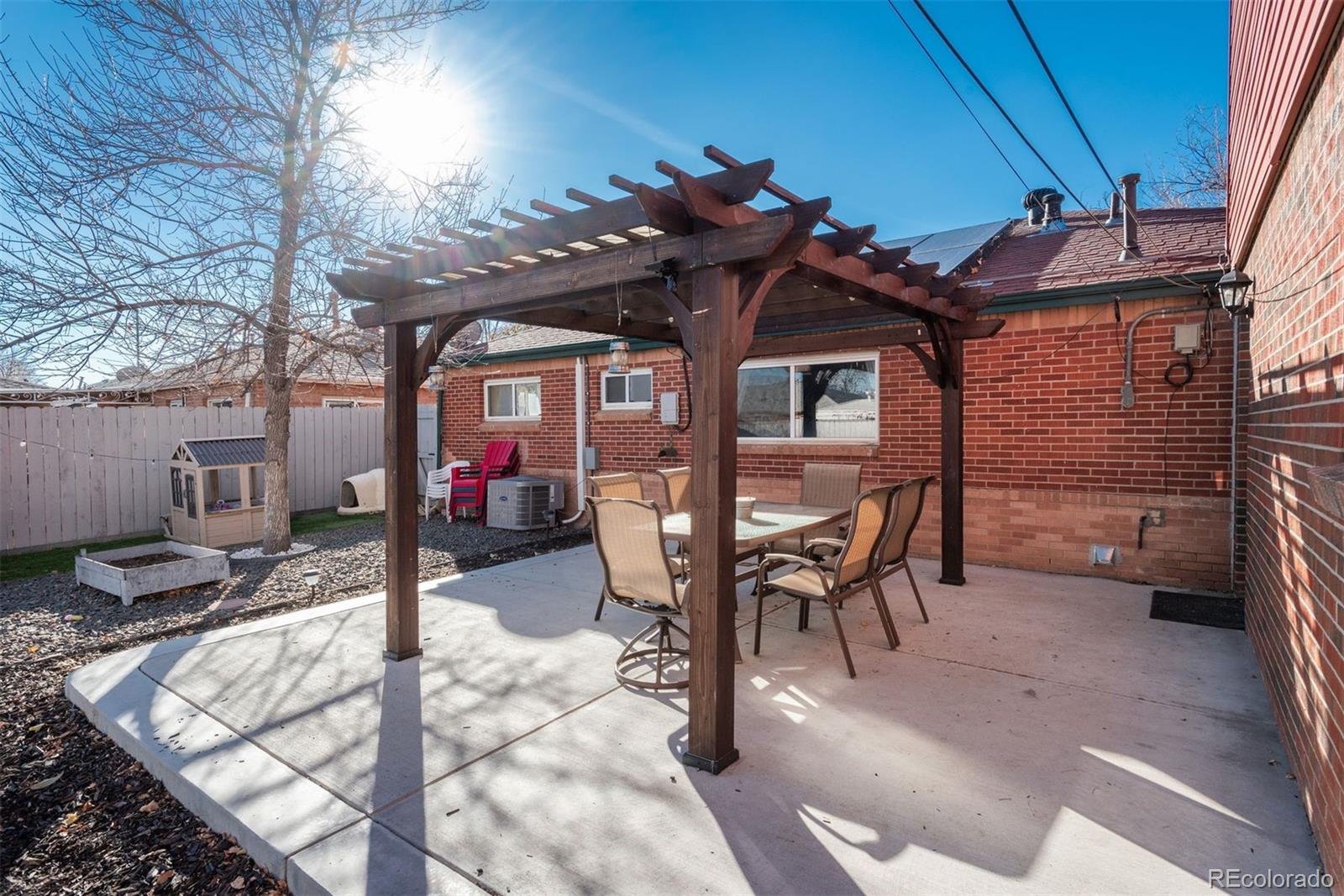 9250 Lillian Lane