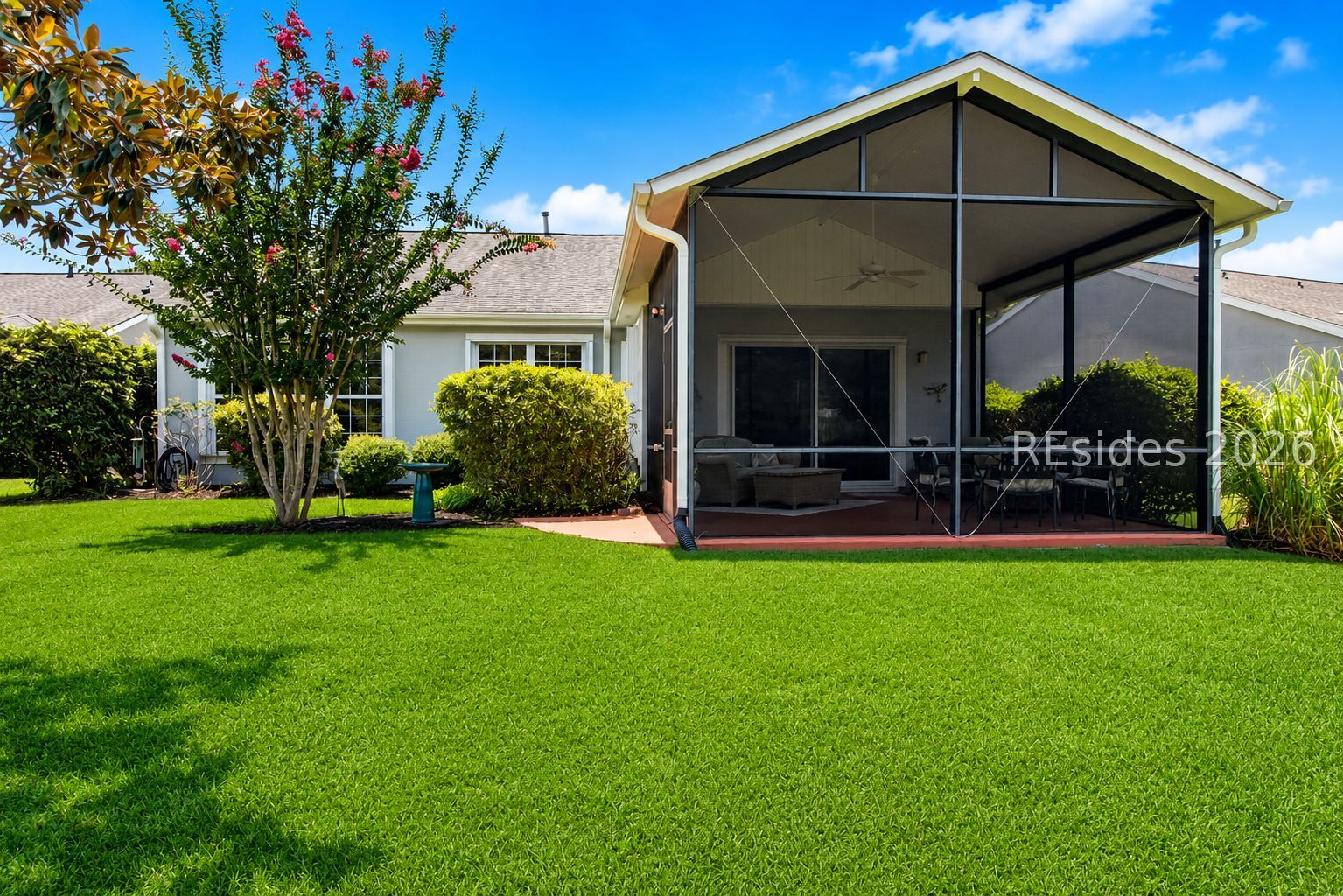 112 Holly Ribbons Circle