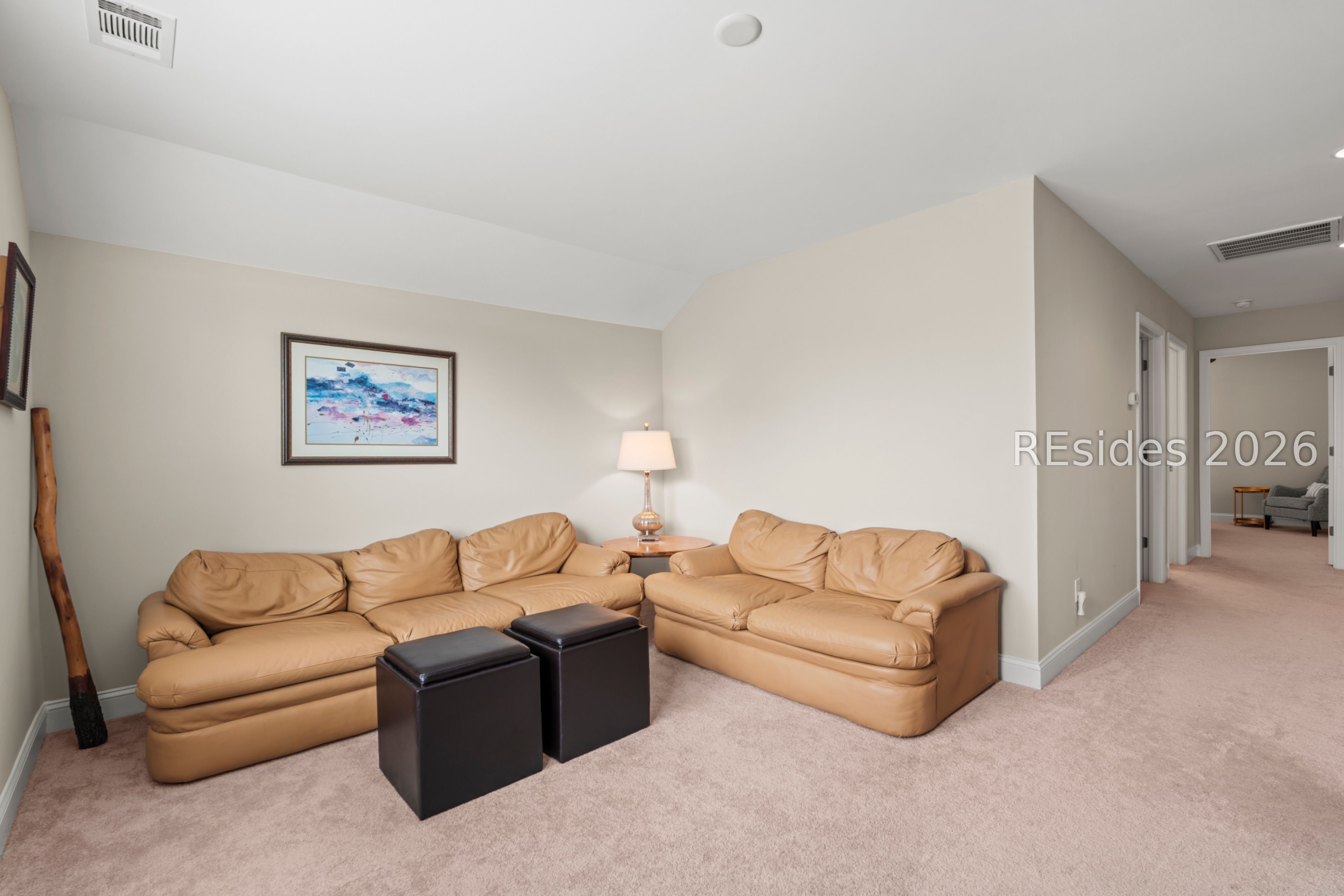886 Promenade Lane
