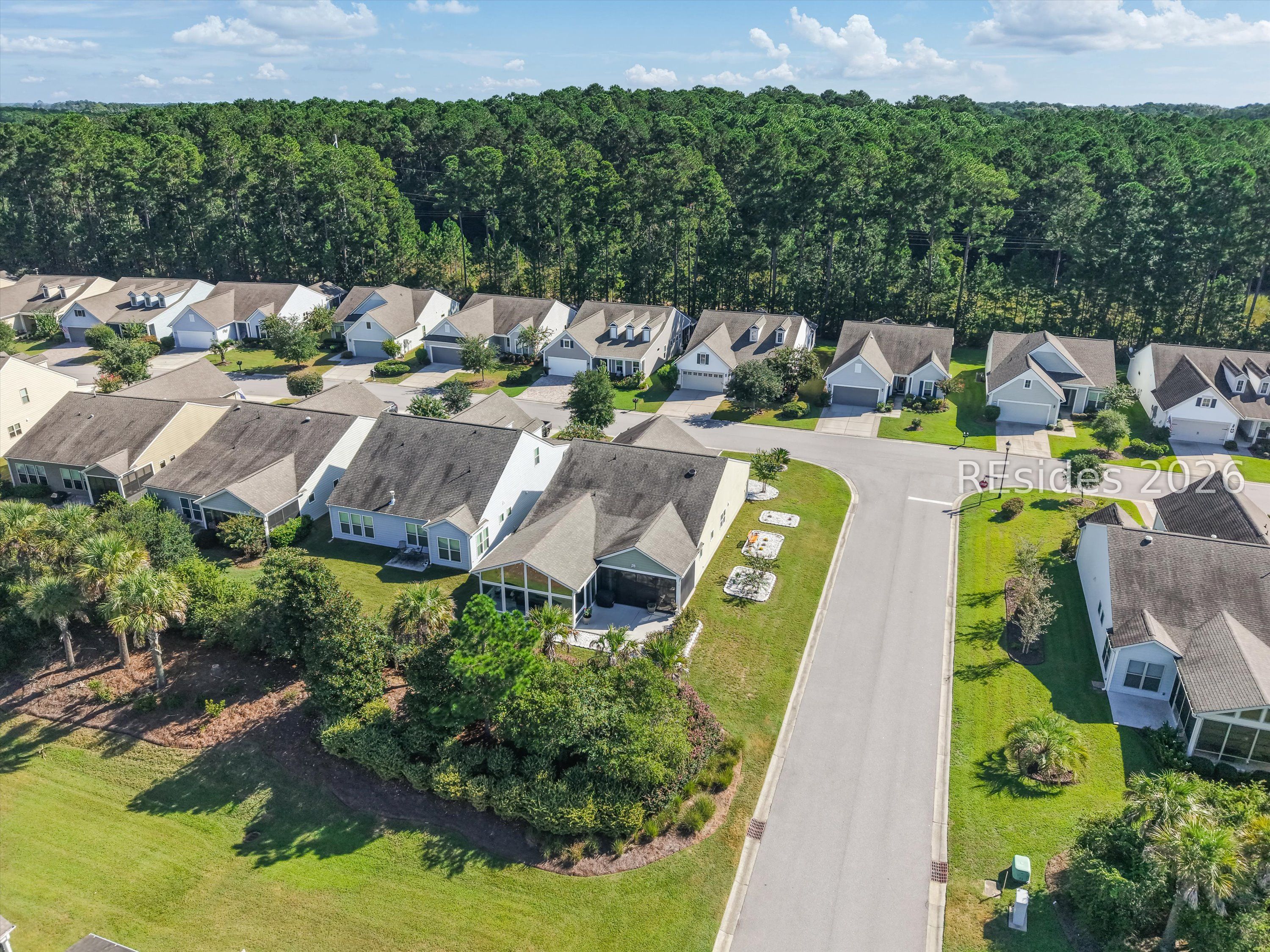 613 village green Lane